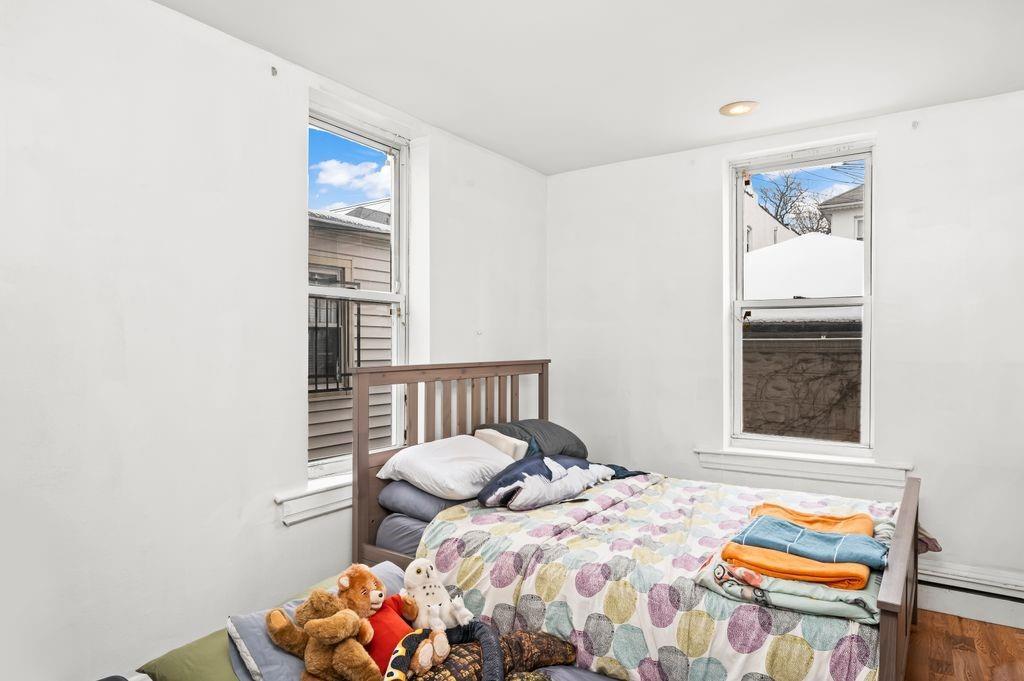 Brooklyn, New York, 11204, United States, 10 Bedrooms Bedrooms, ,6 BathroomsBathrooms,Residential,Active,1710730