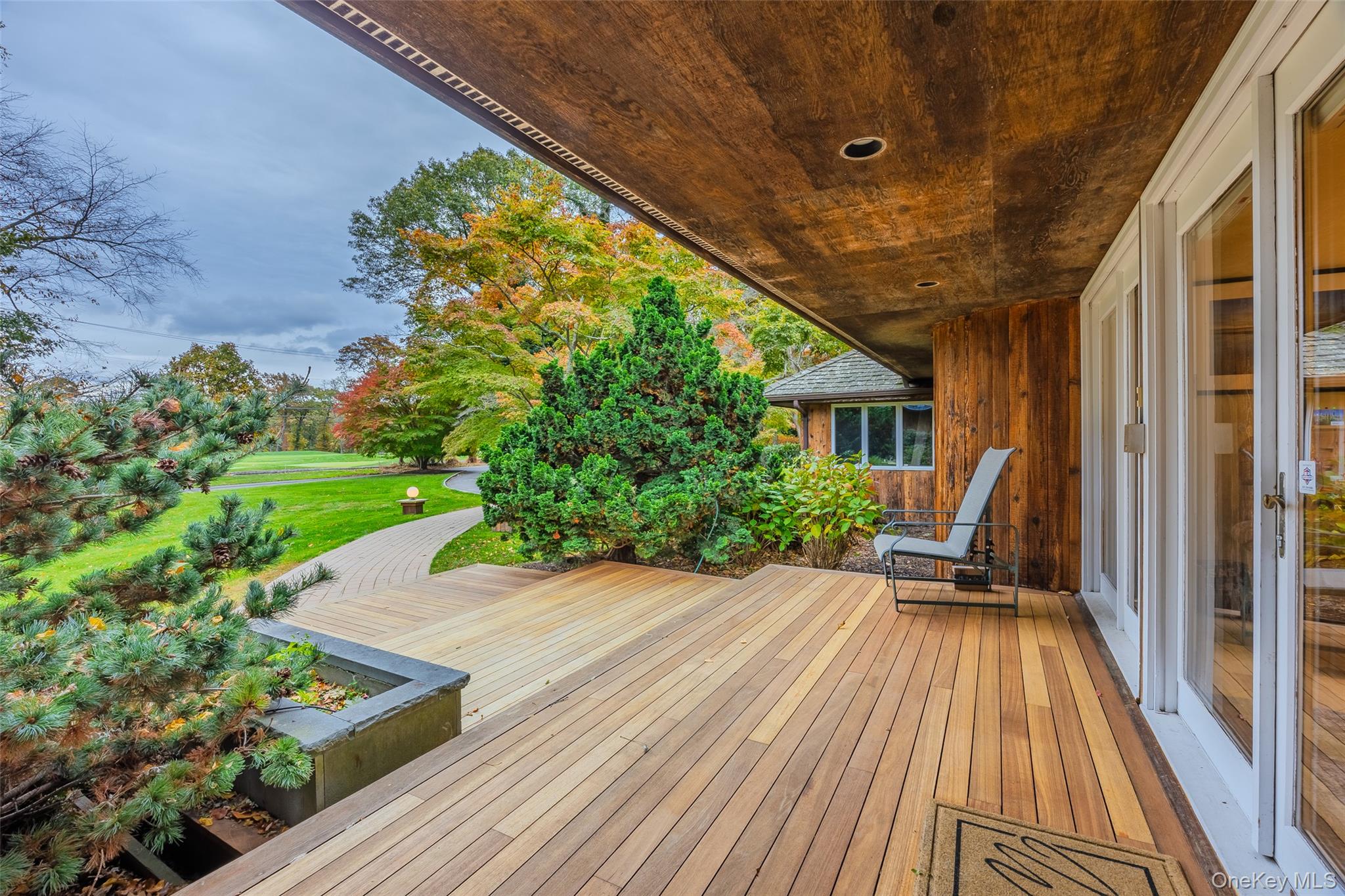 Saint James, New York, 11780, United States, 6 Bedrooms Bedrooms, ,5 BathroomsBathrooms,Residential,Active,1988457