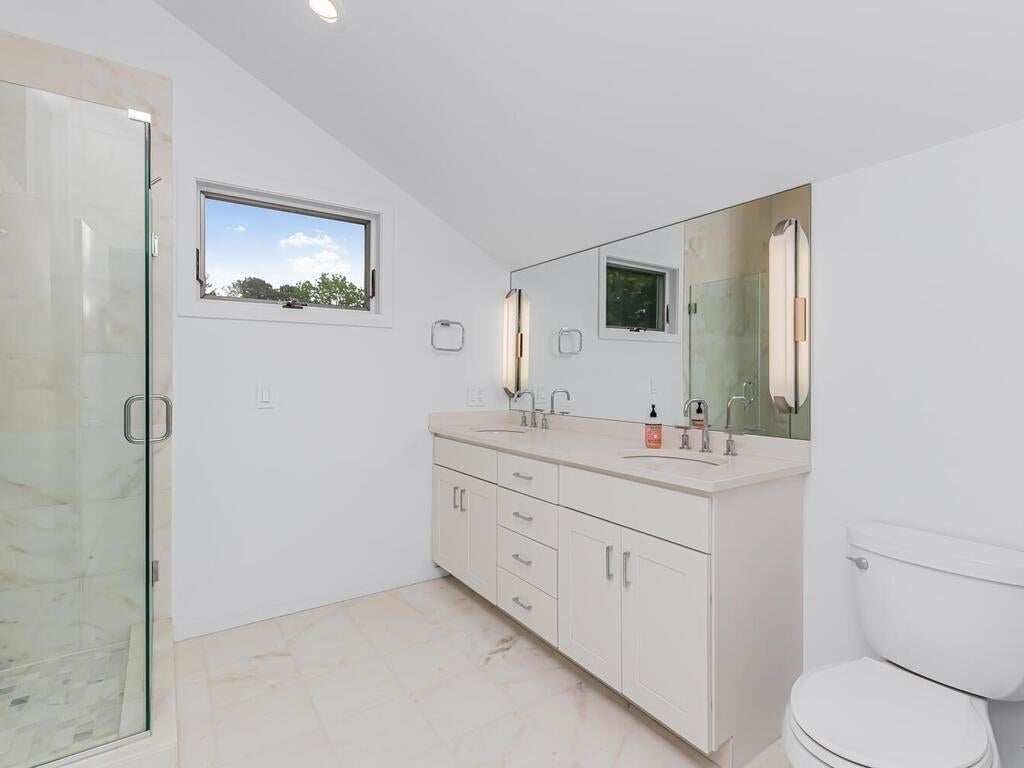 East Hampton, New York, 11937, United States, ,3 BathroomsBathrooms,Residential,Active,1843880