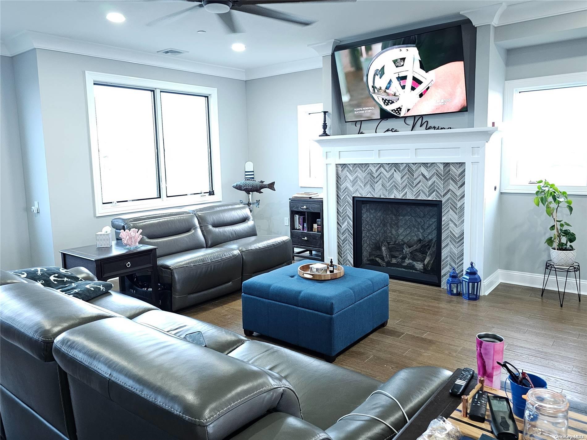 Babylon, New York, 11702, United States, 3 Bedrooms Bedrooms, ,3 BathroomsBathrooms,Residential,Active,1801049