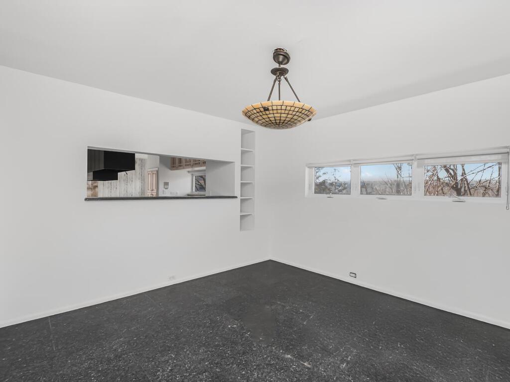 Bronx, New York, 10471, United States, 4 Bedrooms Bedrooms, ,3 BathroomsBathrooms,Residential,Active,1764906