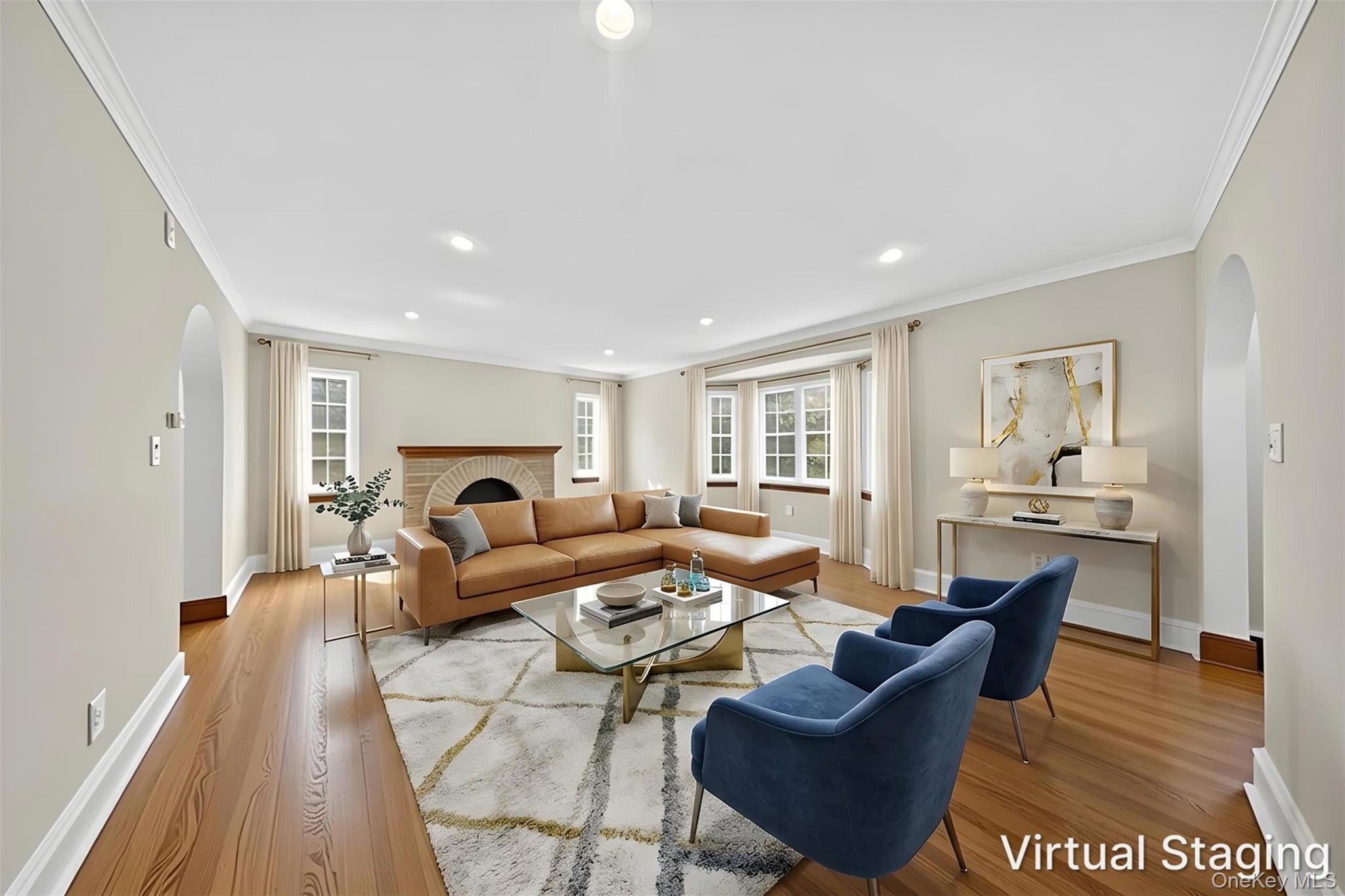 Manhasset, New York, 11030, United States, 4 Bedrooms Bedrooms, ,3 BathroomsBathrooms,Residential,Active,2045030