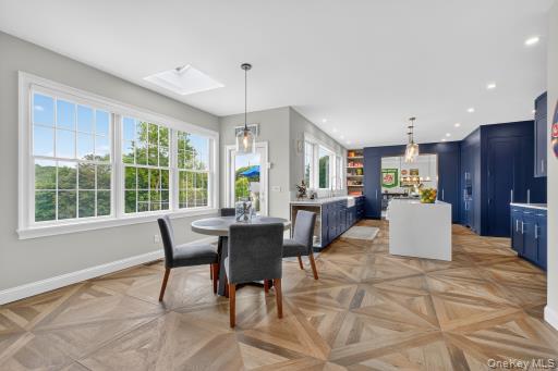 Mahopac, New York, 10541, United States, 4 Bedrooms Bedrooms, ,6 BathroomsBathrooms,Residential,Active,1945090