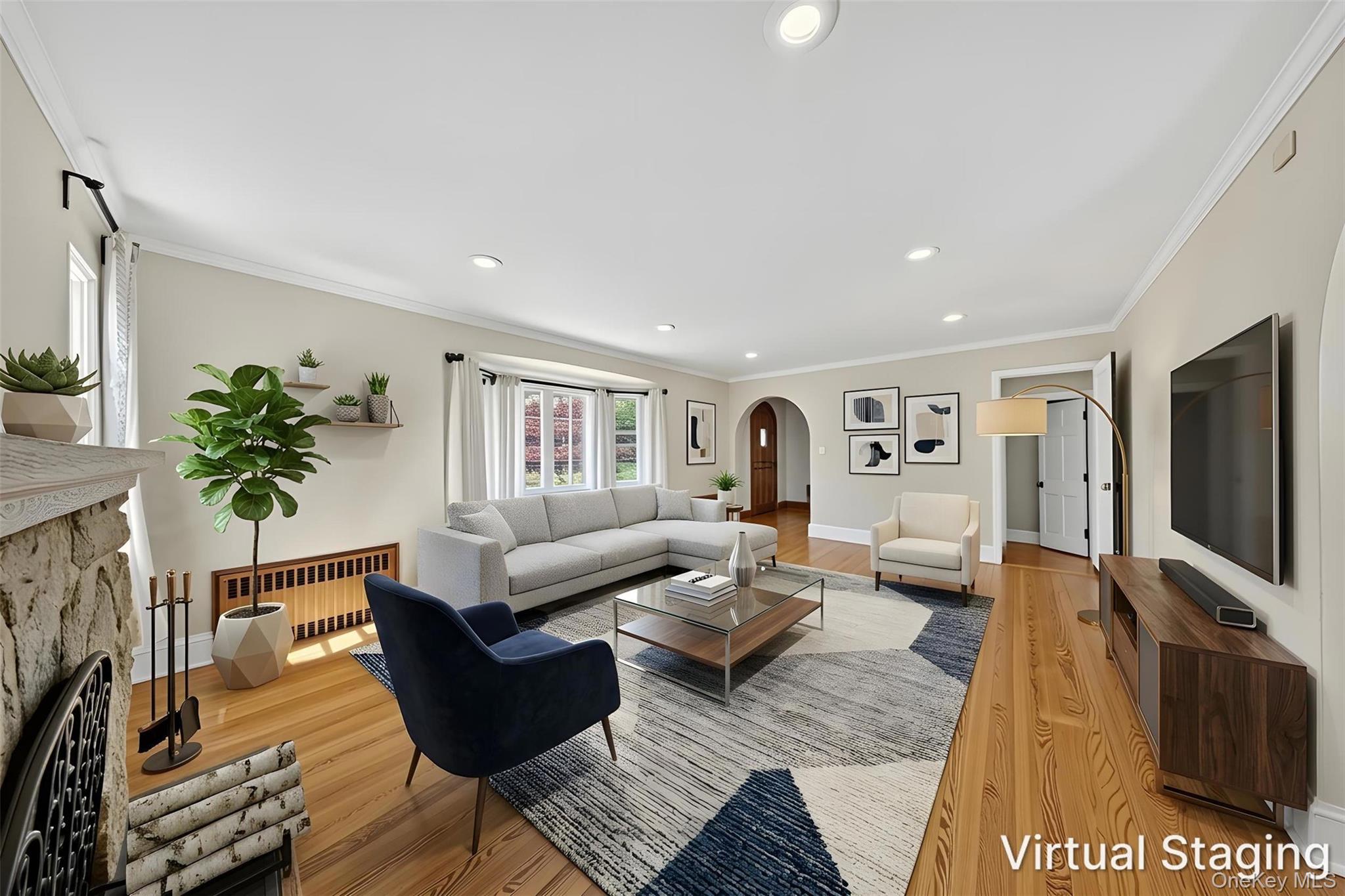 Manhasset, New York, 11030, United States, 4 Bedrooms Bedrooms, ,3 BathroomsBathrooms,Residential,Active,2045030