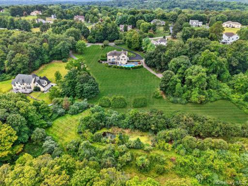 Mahopac, New York, 10541, United States, 4 Bedrooms Bedrooms, ,6 BathroomsBathrooms,Residential,Active,1945090