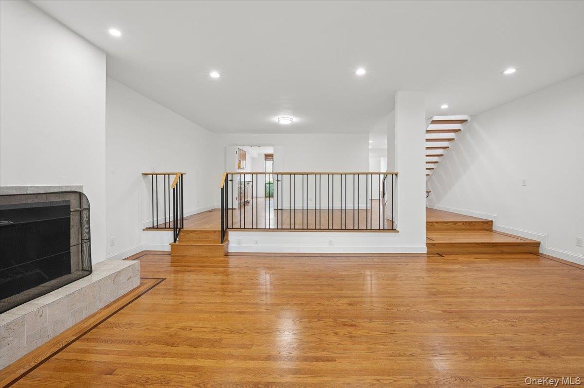 Rye, New York, 10580, United States, 3 Bedrooms Bedrooms, ,3 BathroomsBathrooms,Residential,Active,1973541