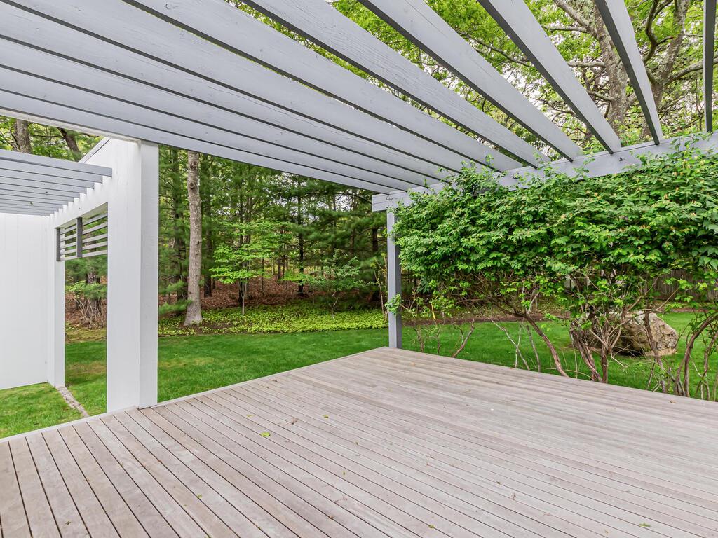 East Hampton, New York, 11937, United States, ,3 BathroomsBathrooms,Residential,Active,1843880