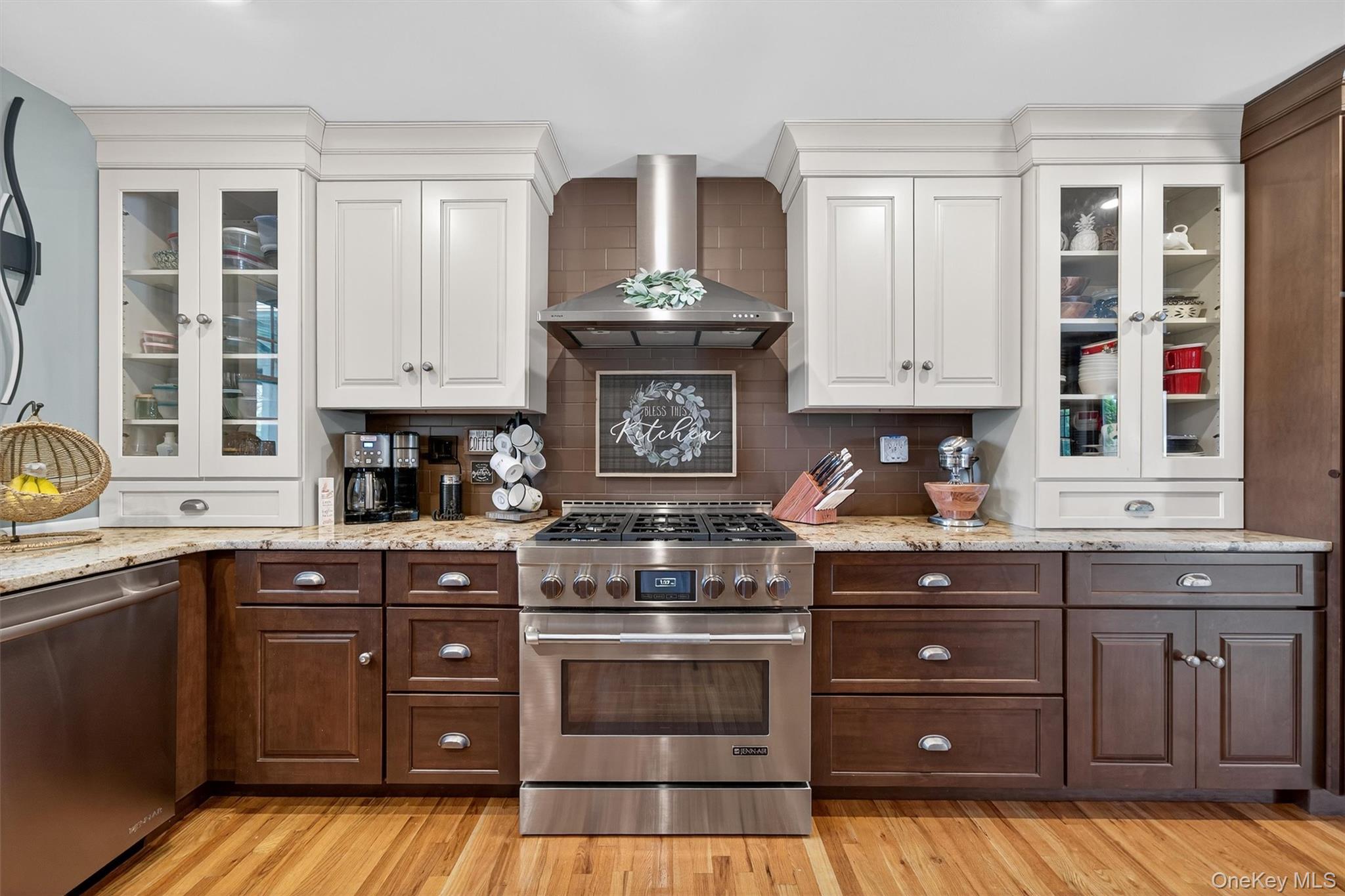 Warwick, New York, 10990, United States, 3 Bedrooms Bedrooms, ,3 BathroomsBathrooms,Residential,Active,1965856