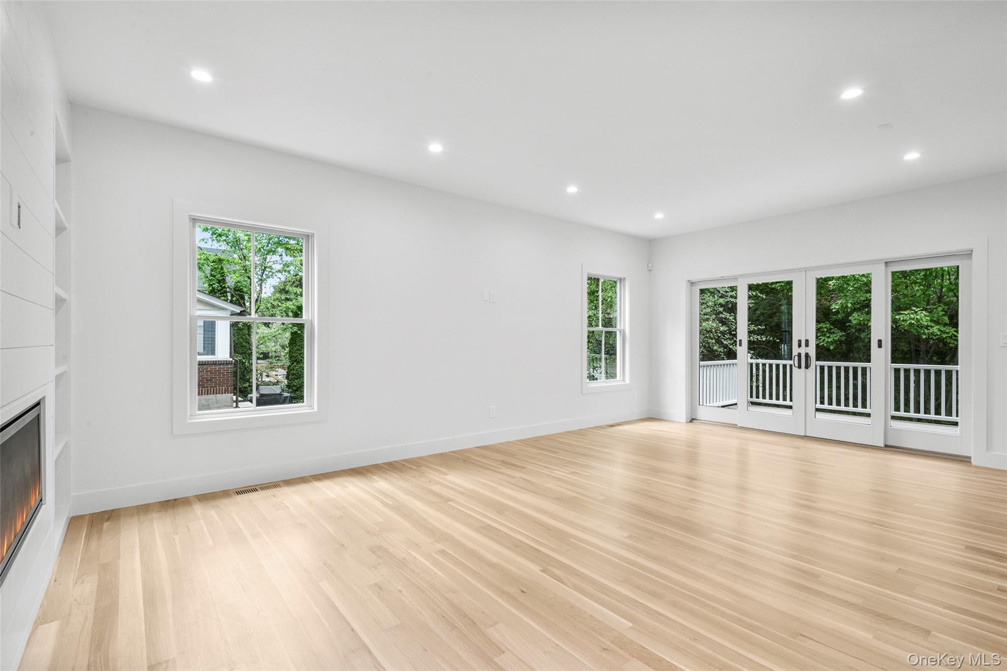 Scarsdale, New York, 10583, United States, 5 Bedrooms Bedrooms, ,5 BathroomsBathrooms,Residential,Active,1888466