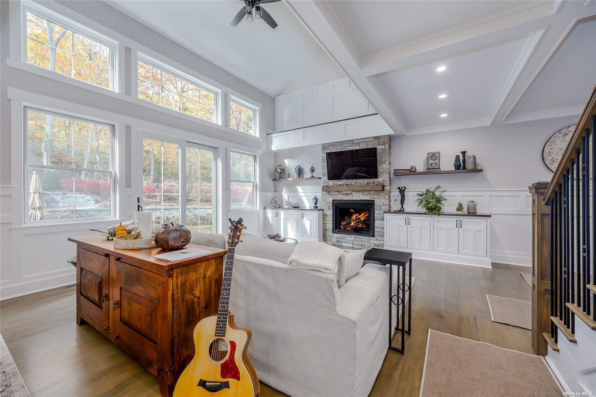 Port Jefferson, New York, 11777, United States, ,Residential,Active,1703701