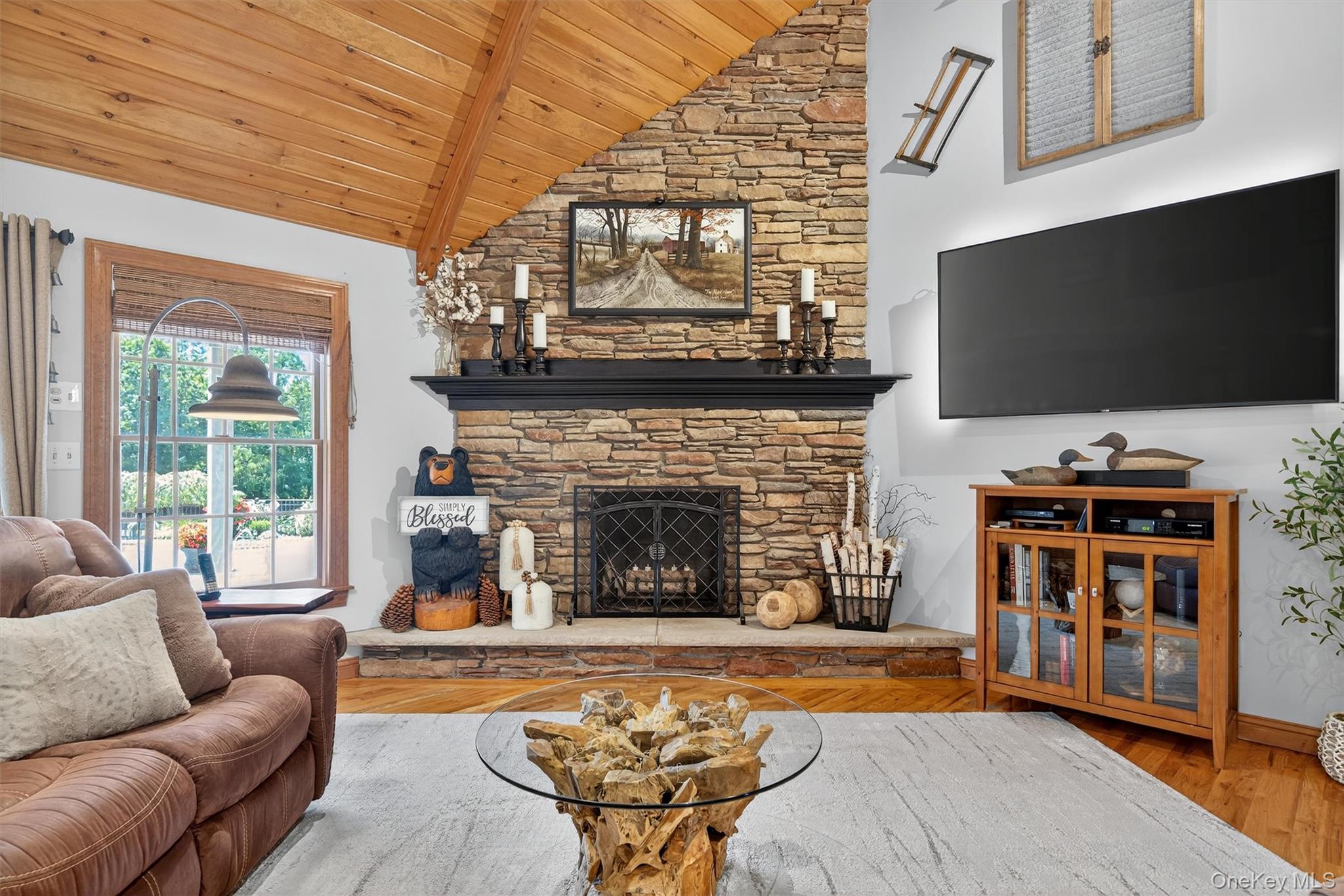 Warwick, New York, 10990, United States, 3 Bedrooms Bedrooms, ,3 BathroomsBathrooms,Residential,Active,1965856