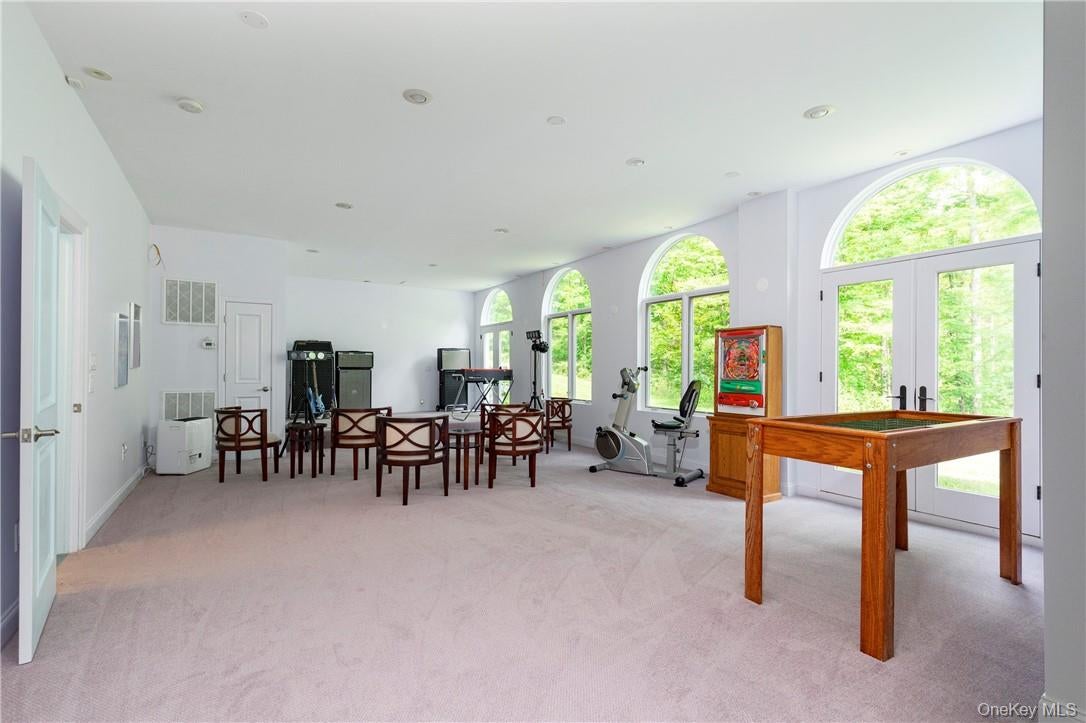 Wappingers Falls, New York, 12590, United States, 4 Bedrooms Bedrooms, ,5 BathroomsBathrooms,Residential,Active,1703680
