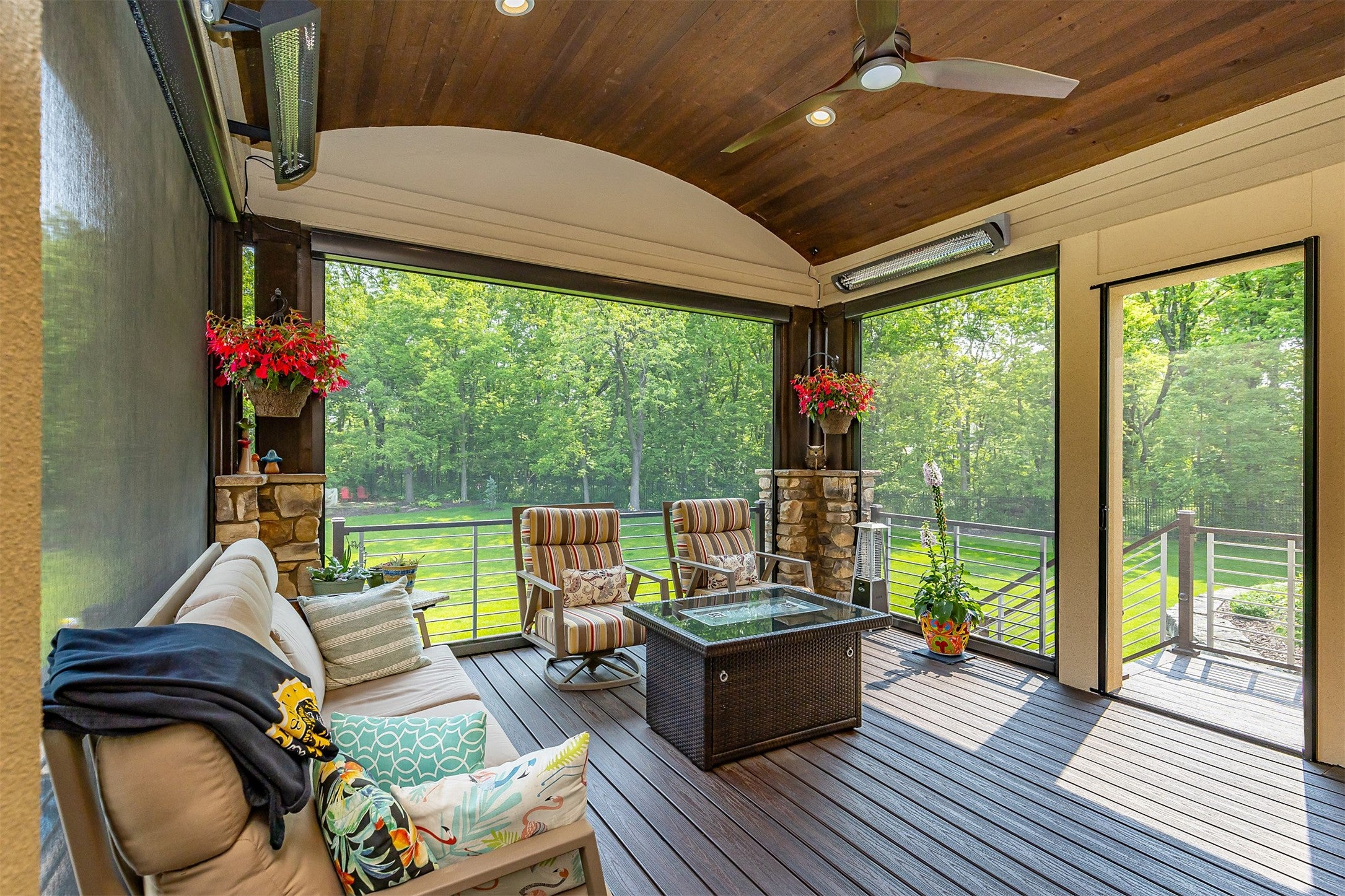 Grimes, Iowa, 50111, United States, 5 Bedrooms Bedrooms, ,7 BathroomsBathrooms,Residential,Active,1971781