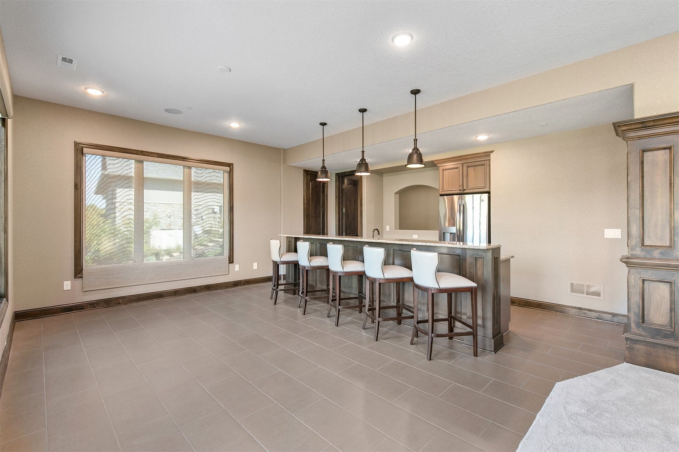 West Des Moines, Iowa, 50266, United States, 6 Bedrooms Bedrooms, ,5 BathroomsBathrooms,Residential,Active,1971022