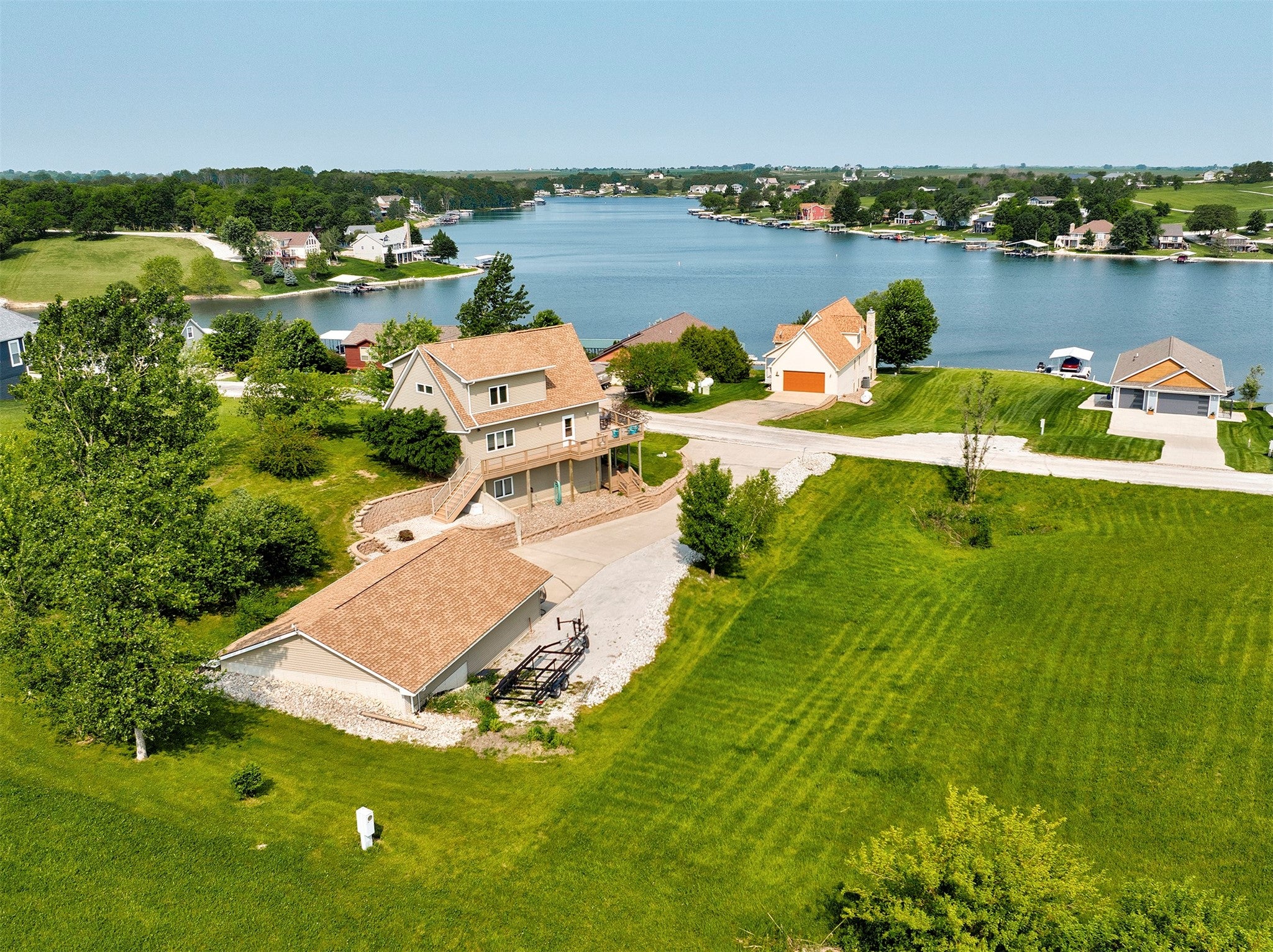 Ellston, Iowa, 50074, United States, 4 Bedrooms Bedrooms, ,3 BathroomsBathrooms,Residential,Active,1945187