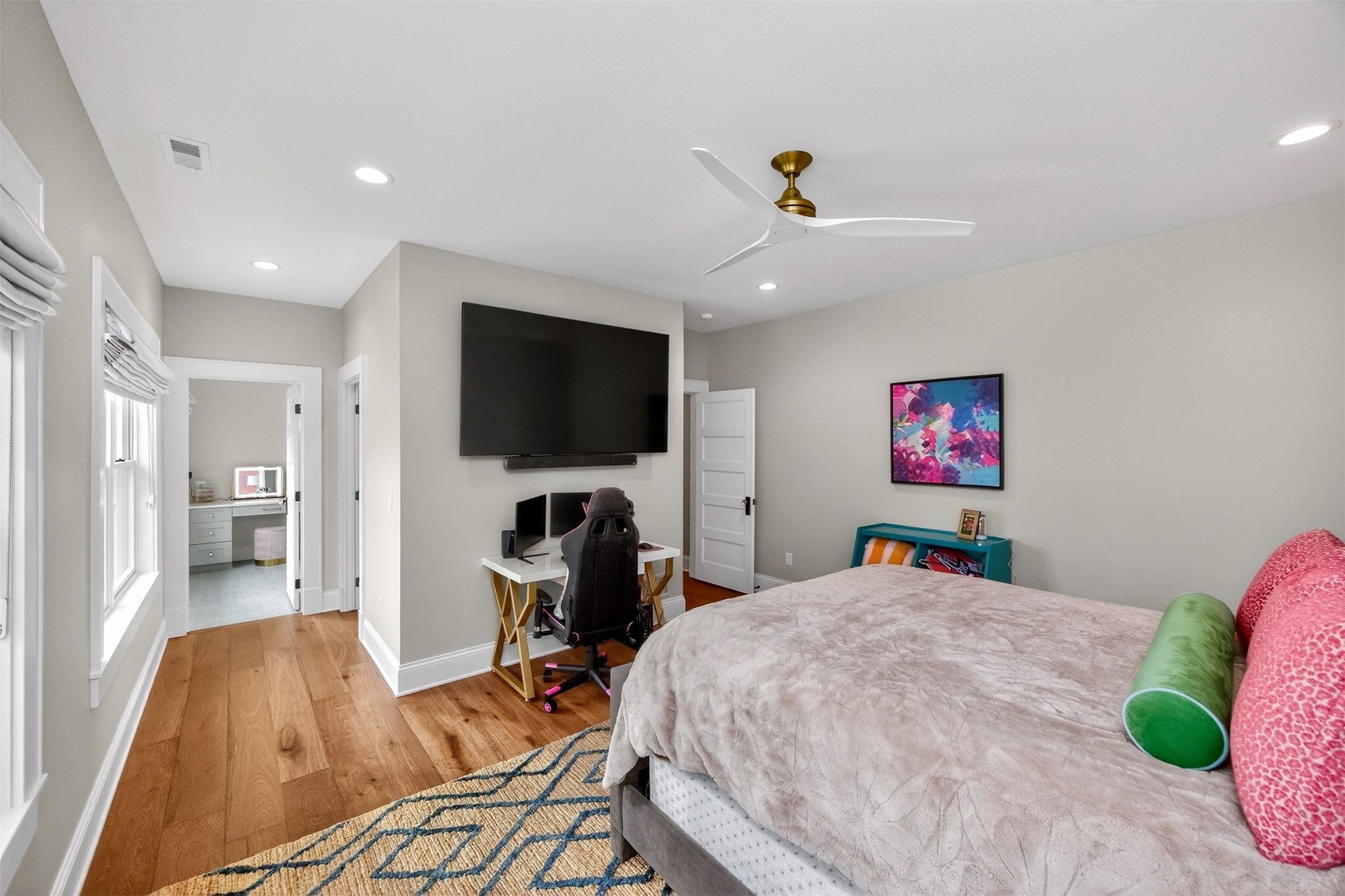 Ankeny, Iowa, 50023, United States, 5 Bedrooms Bedrooms, ,5 BathroomsBathrooms,Residential,Active,2011207