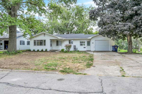 308 E 2ND ST, PELLA, IA 50219 - Image 1