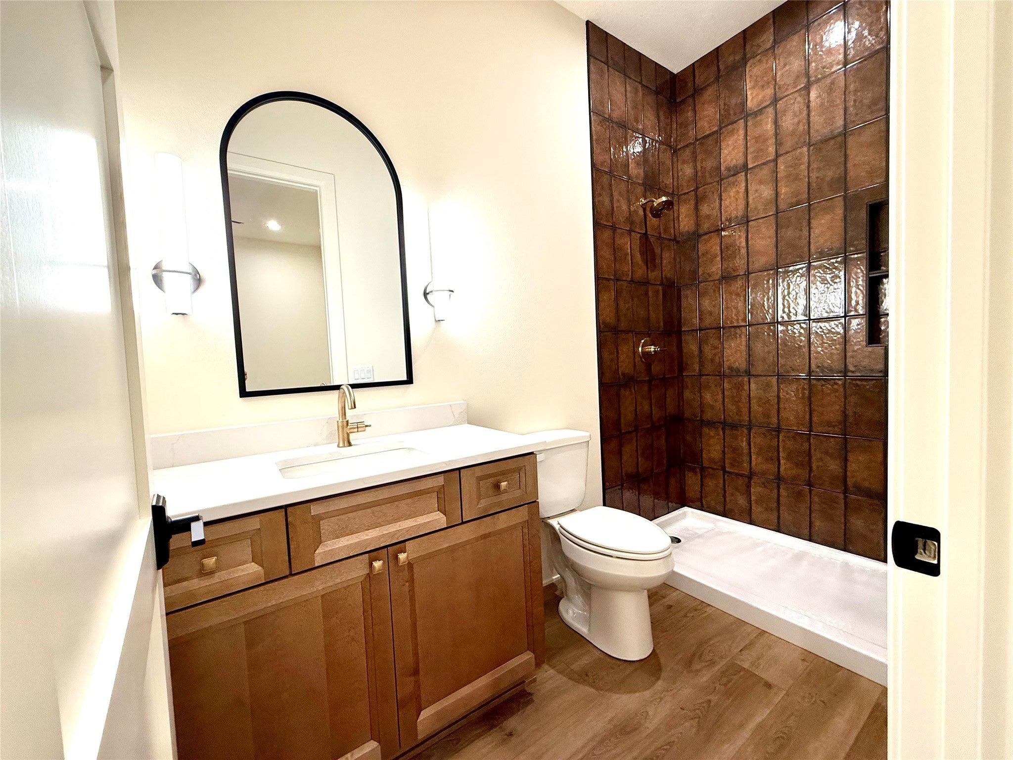 Waukee, Iowa, 50263, United States, 4 Bedrooms Bedrooms, ,5 BathroomsBathrooms,Residential,Active,1968122