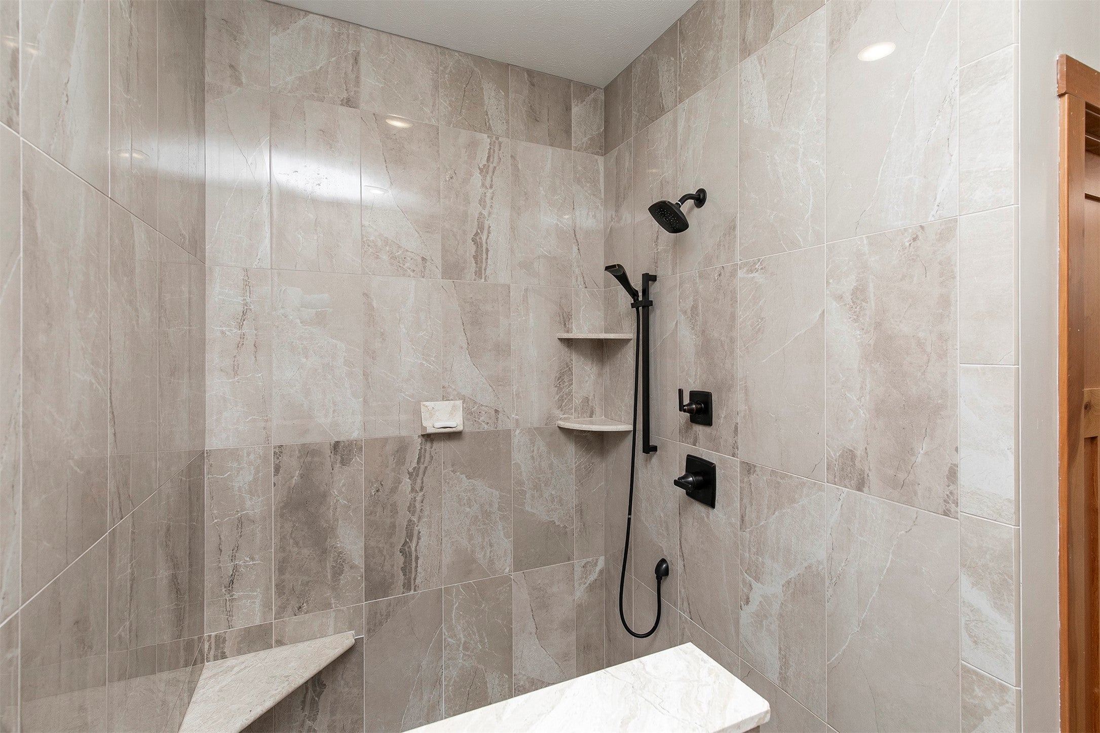 Ellston, Iowa, 50074, United States, 4 Bedrooms Bedrooms, ,3 BathroomsBathrooms,Residential,Active,1769780