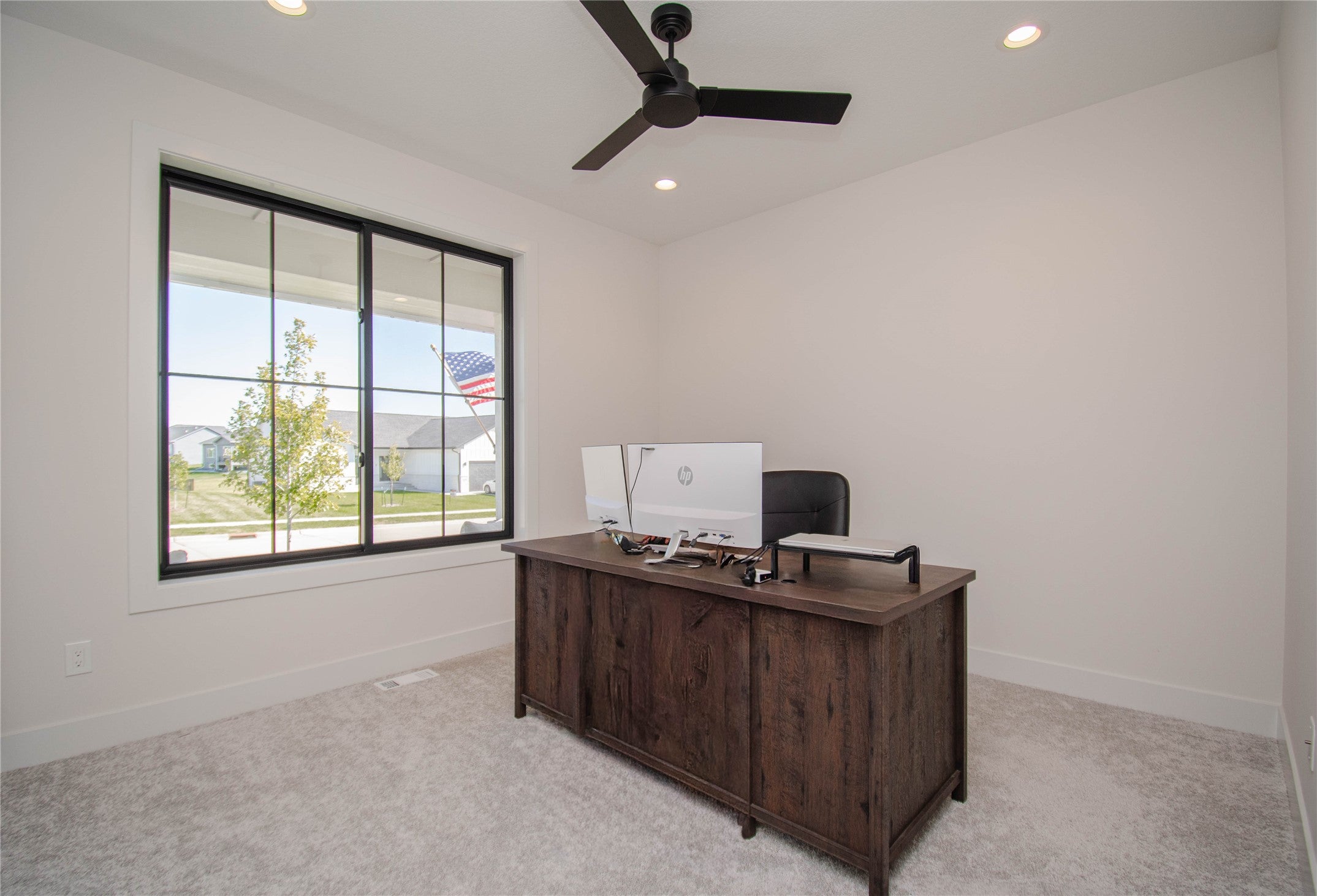 Clive, Iowa, 50325, United States, 4 Bedrooms Bedrooms, ,5 BathroomsBathrooms,Residential,Active,1964297