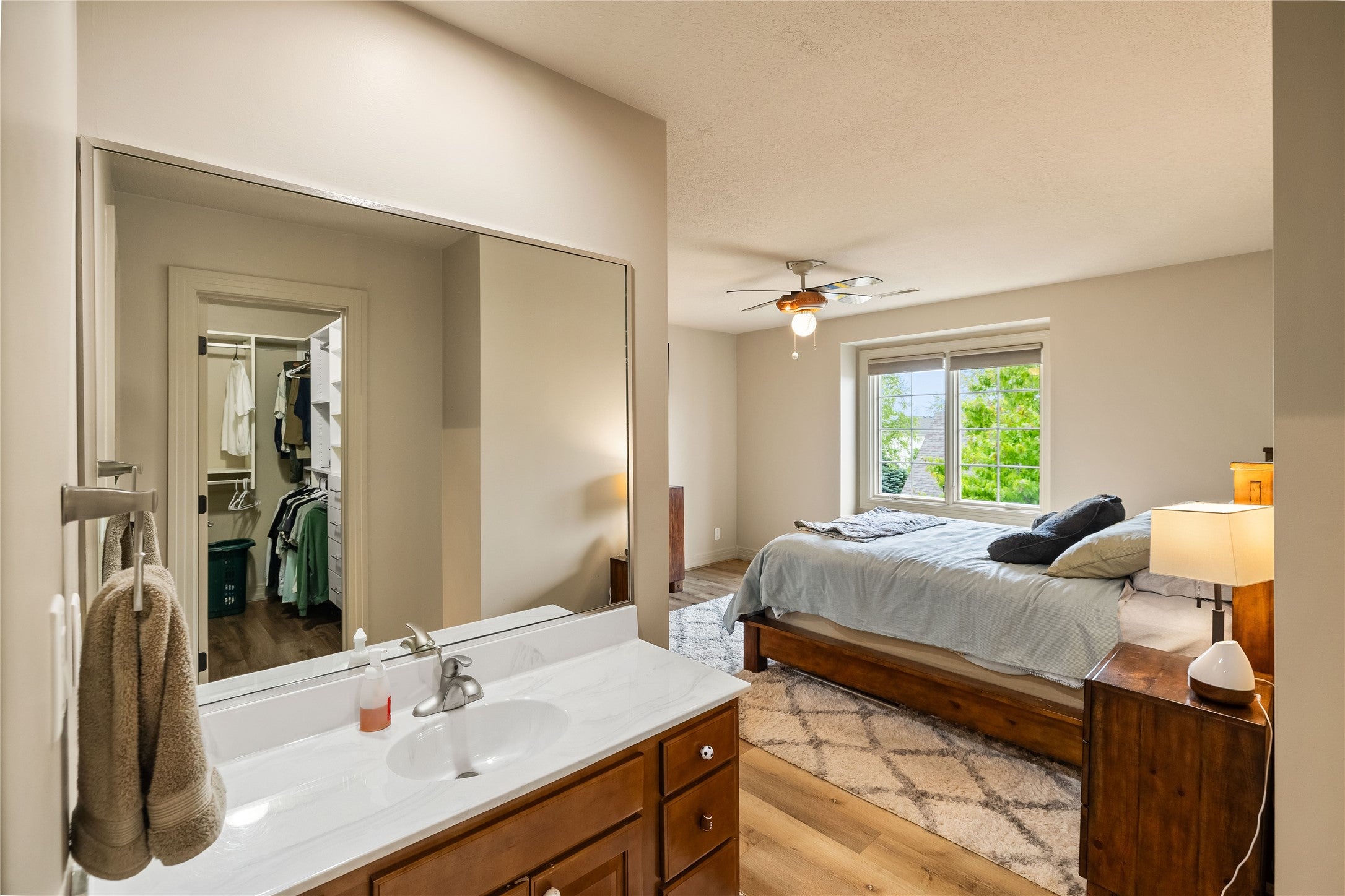 Ankeny, Iowa, 50021, United States, 5 Bedrooms Bedrooms, ,6 BathroomsBathrooms,Residential,Active,1839440