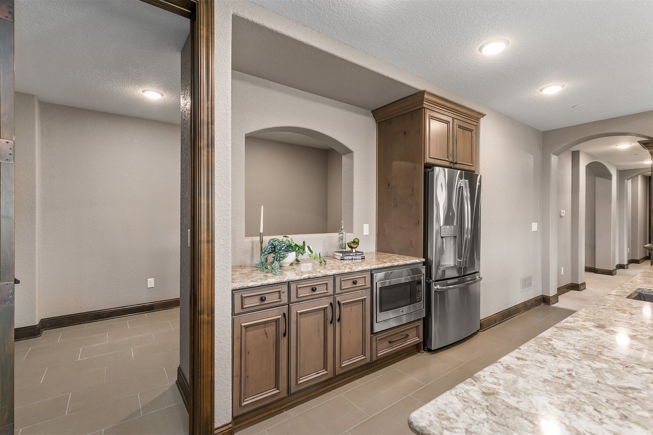 West Des Moines, Iowa, 50266, United States, 6 Bedrooms Bedrooms, ,5 BathroomsBathrooms,Residential,Active,2010205