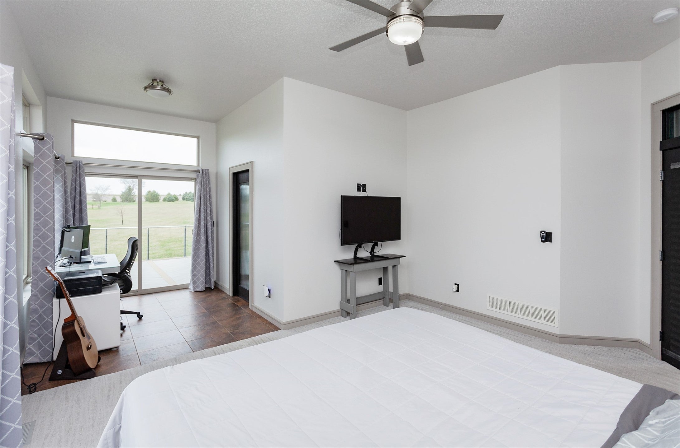 Van Meter, Iowa, 50261, United States, ,4 BathroomsBathrooms,Residential,Active,1757421