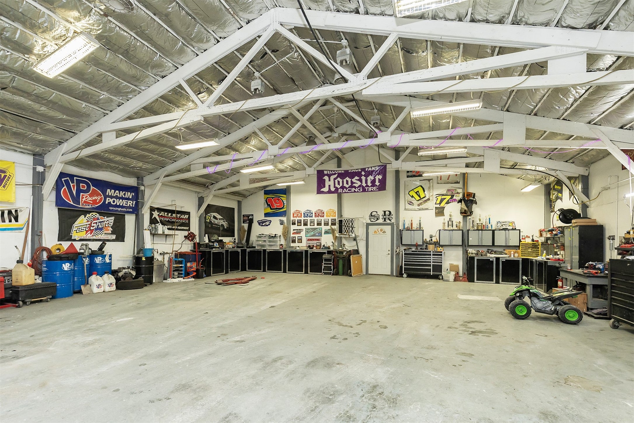 Johnston, Iowa, 50131, United States, 4 Bedrooms Bedrooms, ,3 BathroomsBathrooms,Residential,Active,1993960