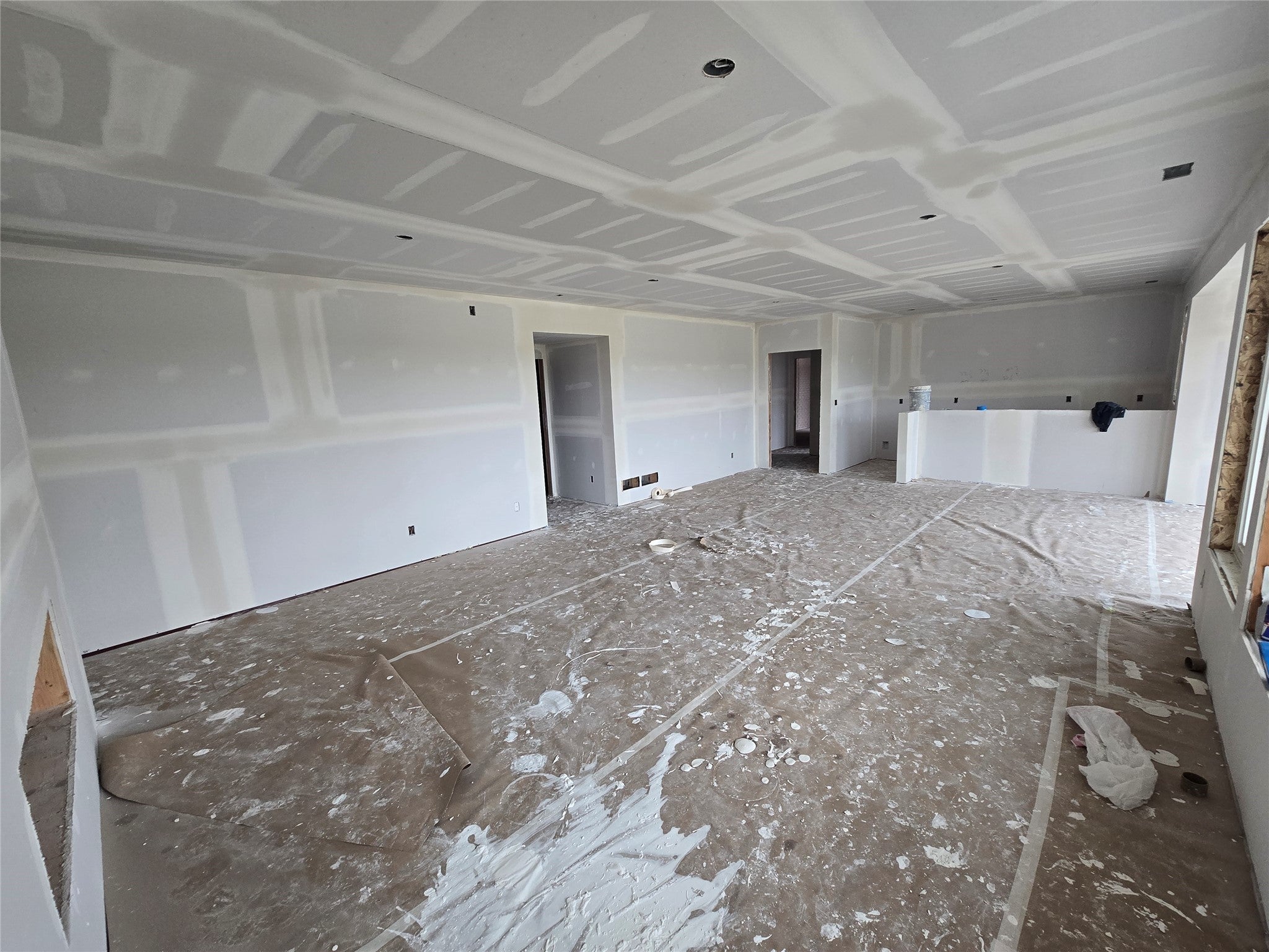 Urbandale, Iowa, 50323, United States, 4 Bedrooms Bedrooms, ,5 BathroomsBathrooms,Residential,Active,1945186