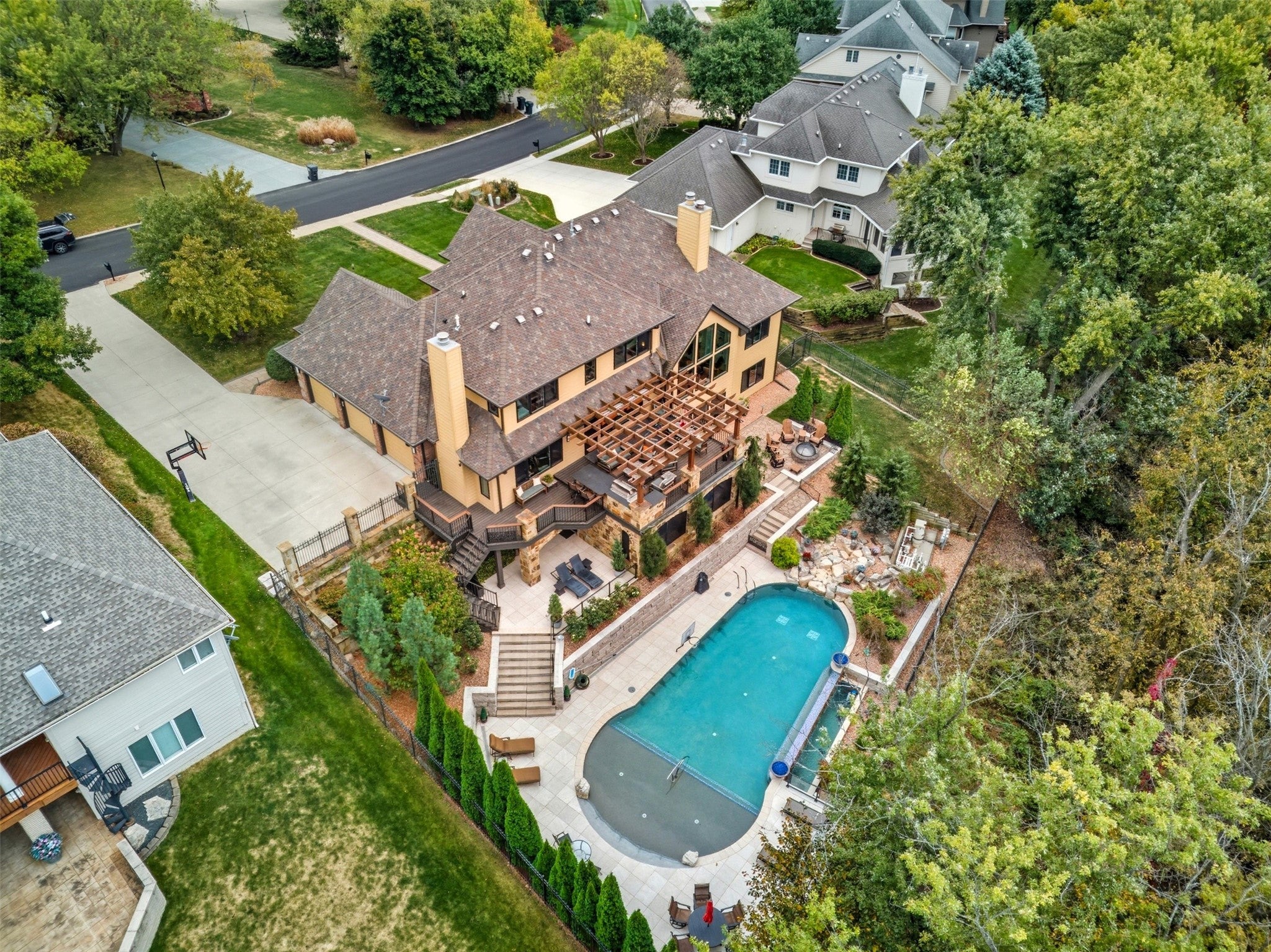 West Des Moines, Iowa, 50266, United States, 5 Bedrooms Bedrooms, ,5 BathroomsBathrooms,Residential,Active,1964503