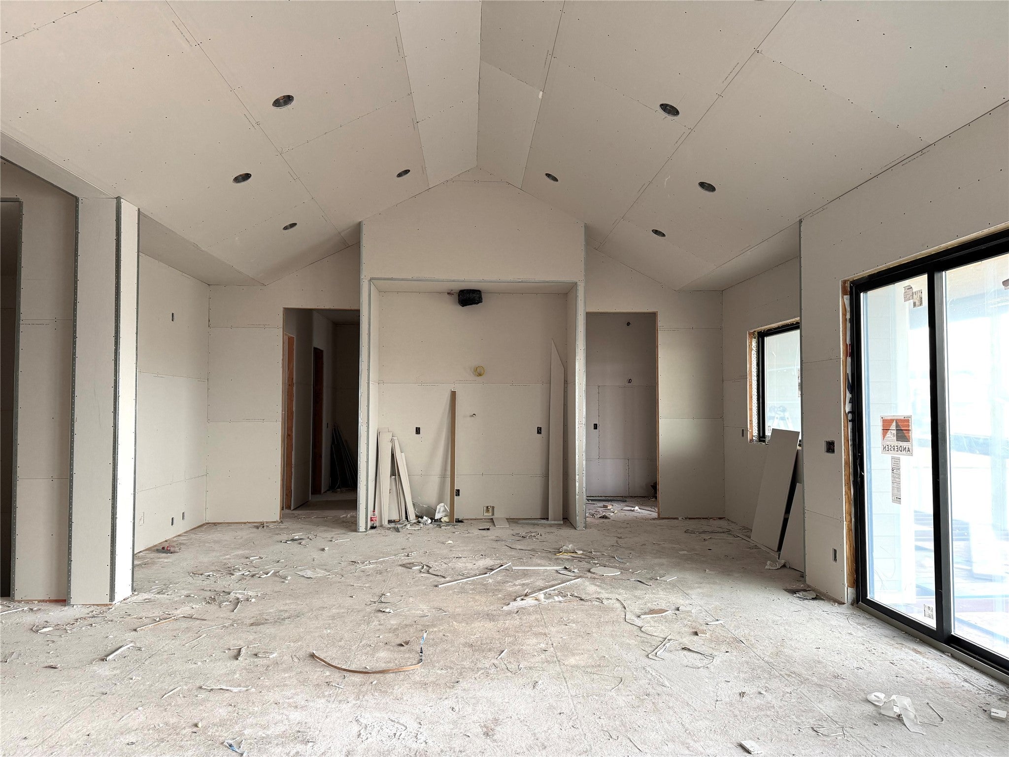 Urbandale, Iowa, 50263, United States, 5 Bedrooms Bedrooms, ,5 BathroomsBathrooms,Residential,Active,1995249