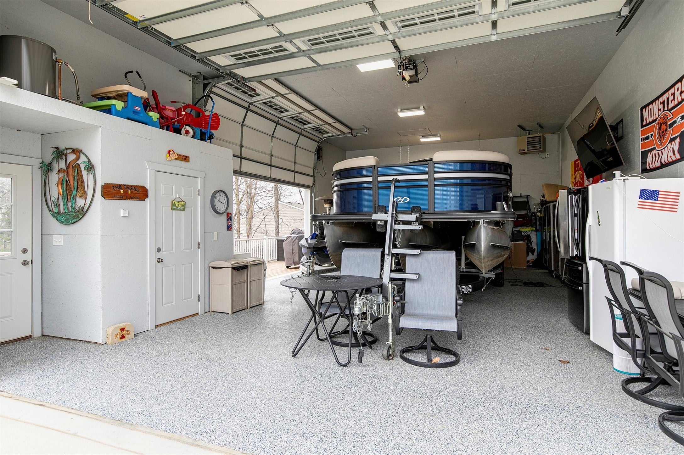 Ellston, Iowa, 50074, United States, 4 Bedrooms Bedrooms, ,3 BathroomsBathrooms,Residential,Active,2007034