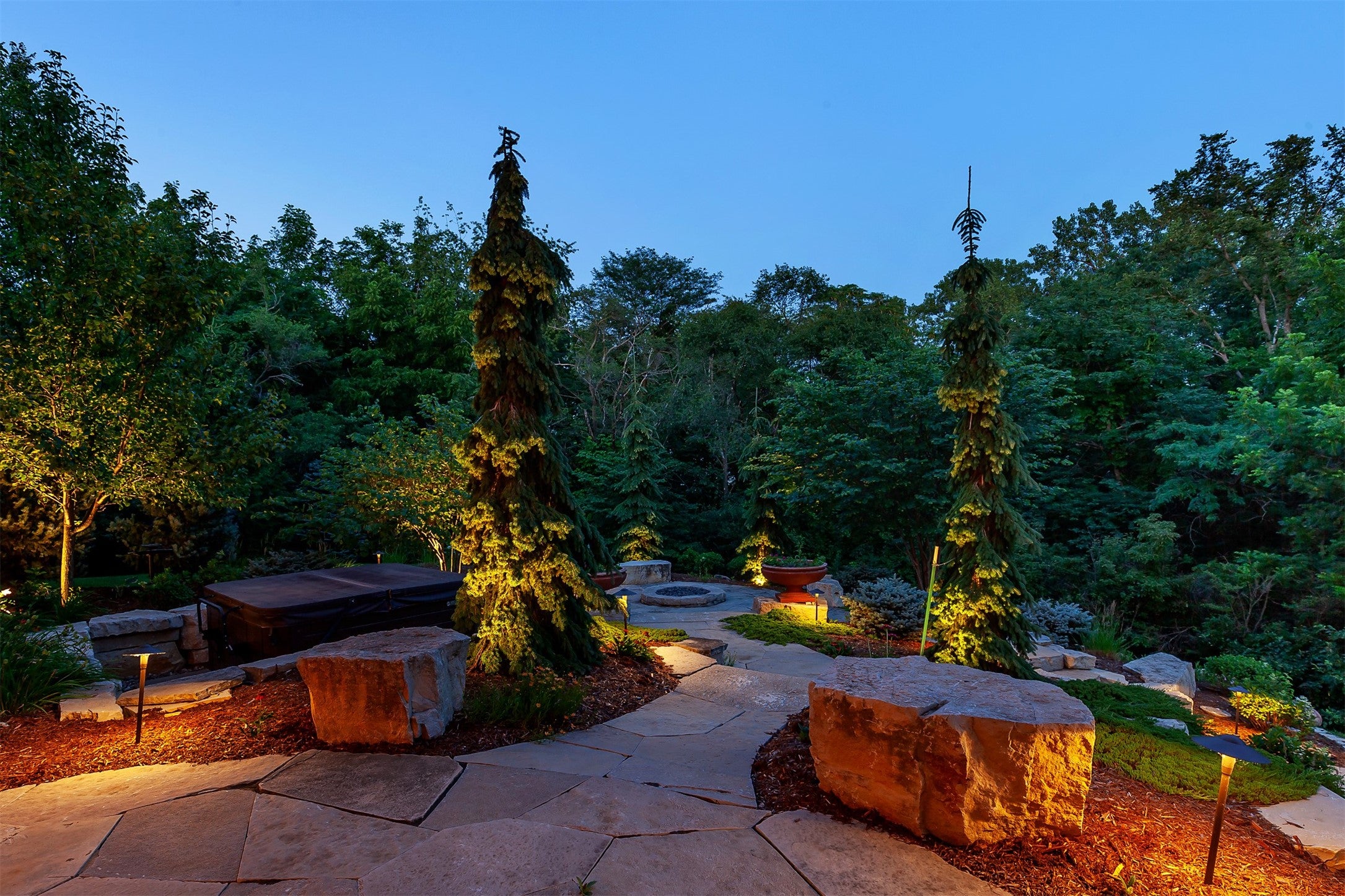 Urbandale, Iowa, 50323, United States, 5 Bedrooms Bedrooms, ,6 BathroomsBathrooms,Residential,Active,2011461