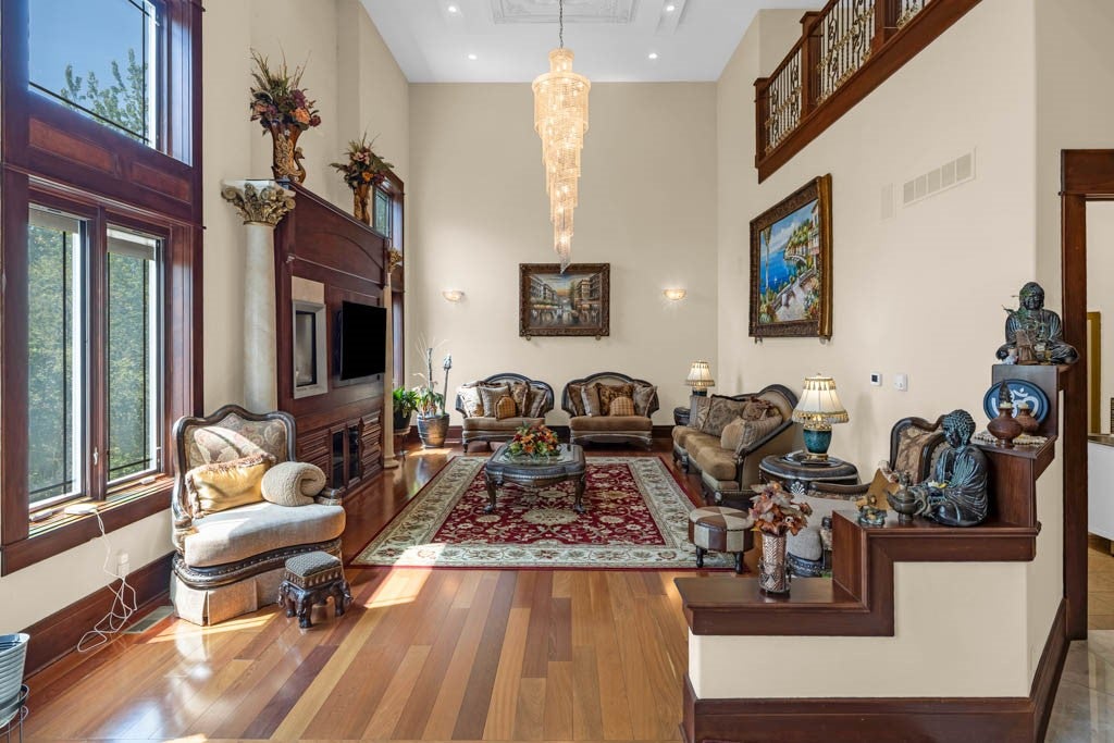 Ames, Iowa, 50014, United States, 6 Bedrooms Bedrooms, ,6 BathroomsBathrooms,Residential,Active,2014935