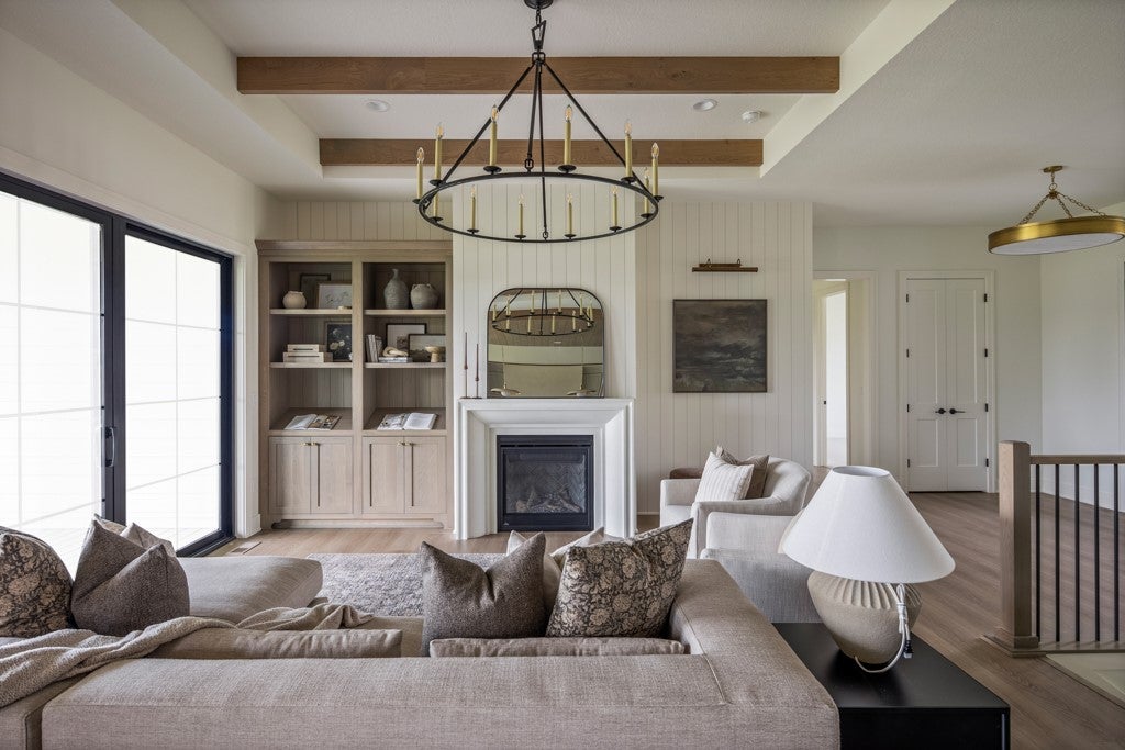 Ankeny, Iowa, 50021, United States, 4 Bedrooms Bedrooms, ,5 BathroomsBathrooms,Residential,Active,1951828