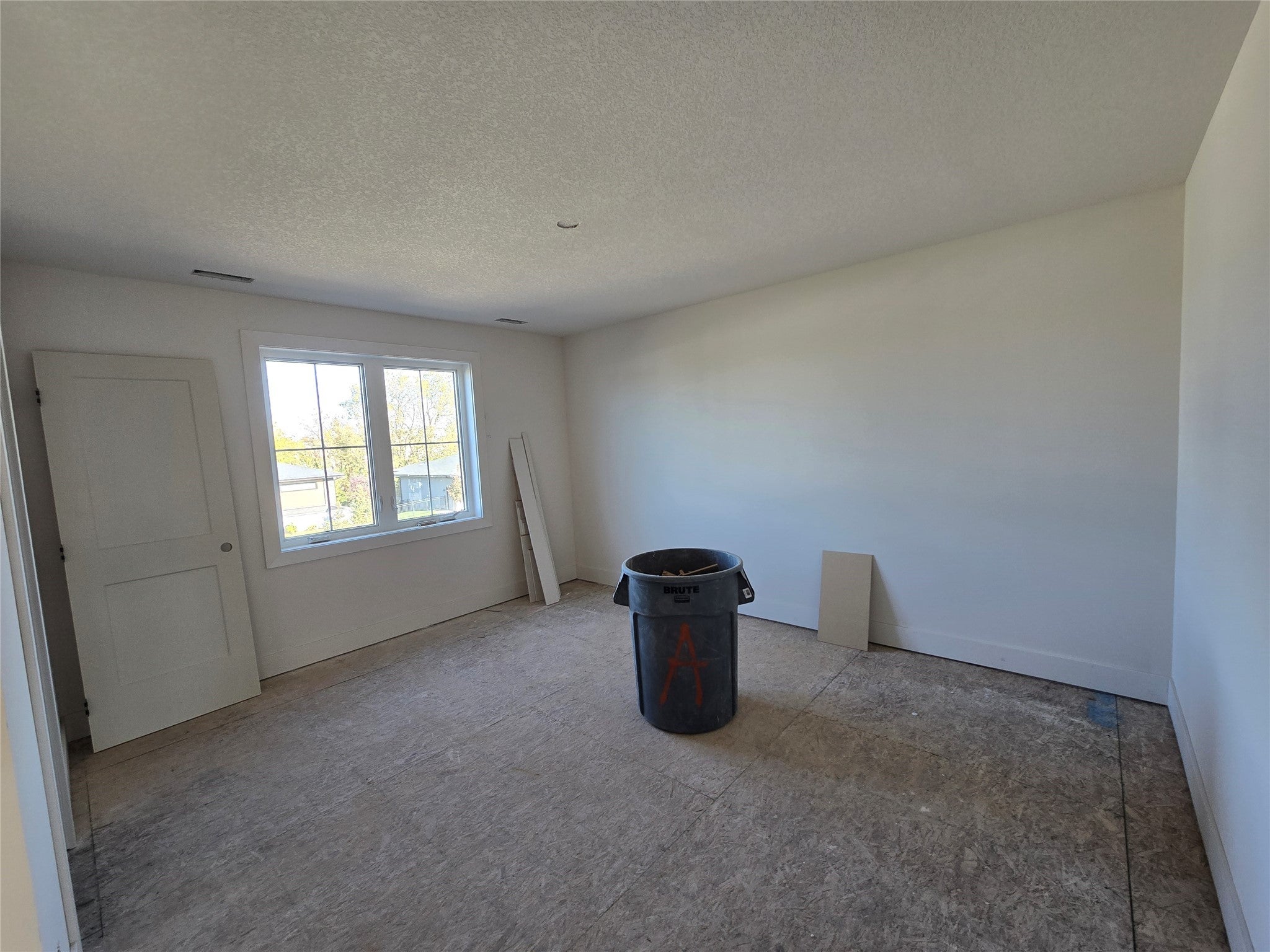 Urbandale, Iowa, 50323, United States, 6 Bedrooms Bedrooms, ,6 BathroomsBathrooms,Residential,Active,1914612