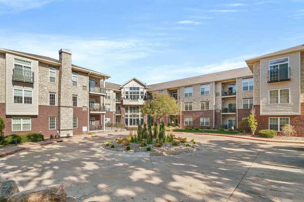 3031 GRAND AVE APT 202, DES MOINES, IA 50312 - Image 1