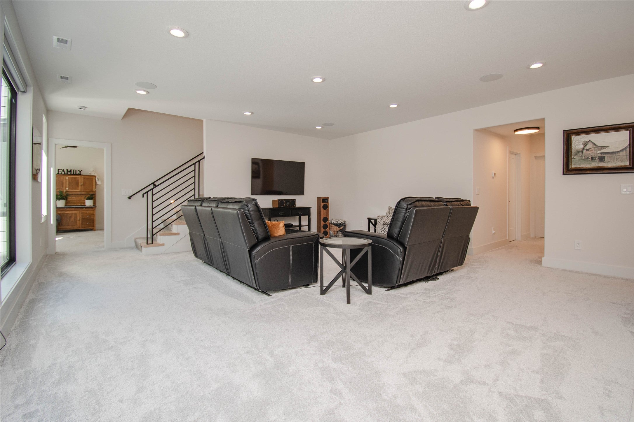 Clive, Iowa, 50325, United States, 4 Bedrooms Bedrooms, ,5 BathroomsBathrooms,Residential,Active,1964297