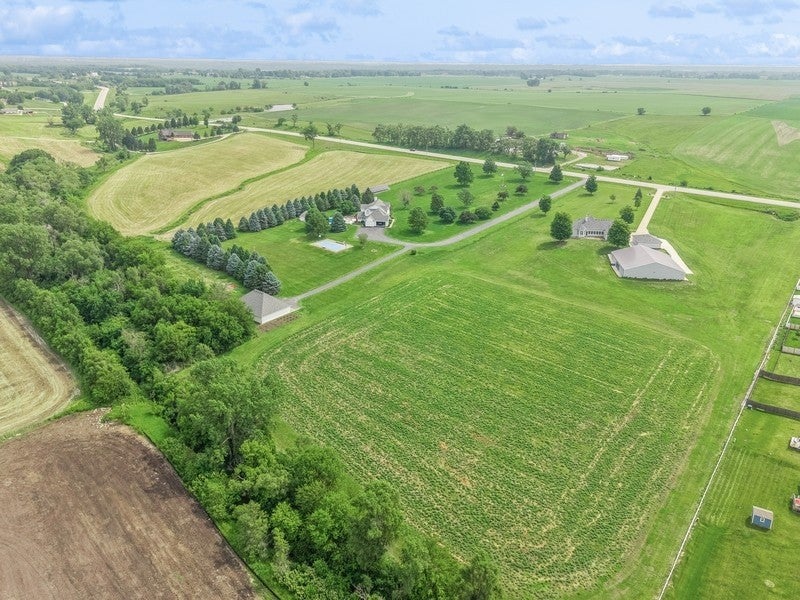 Granger, Iowa, 50109, United States, 3 Bedrooms Bedrooms, ,3 BathroomsBathrooms,Residential,Active,1968368