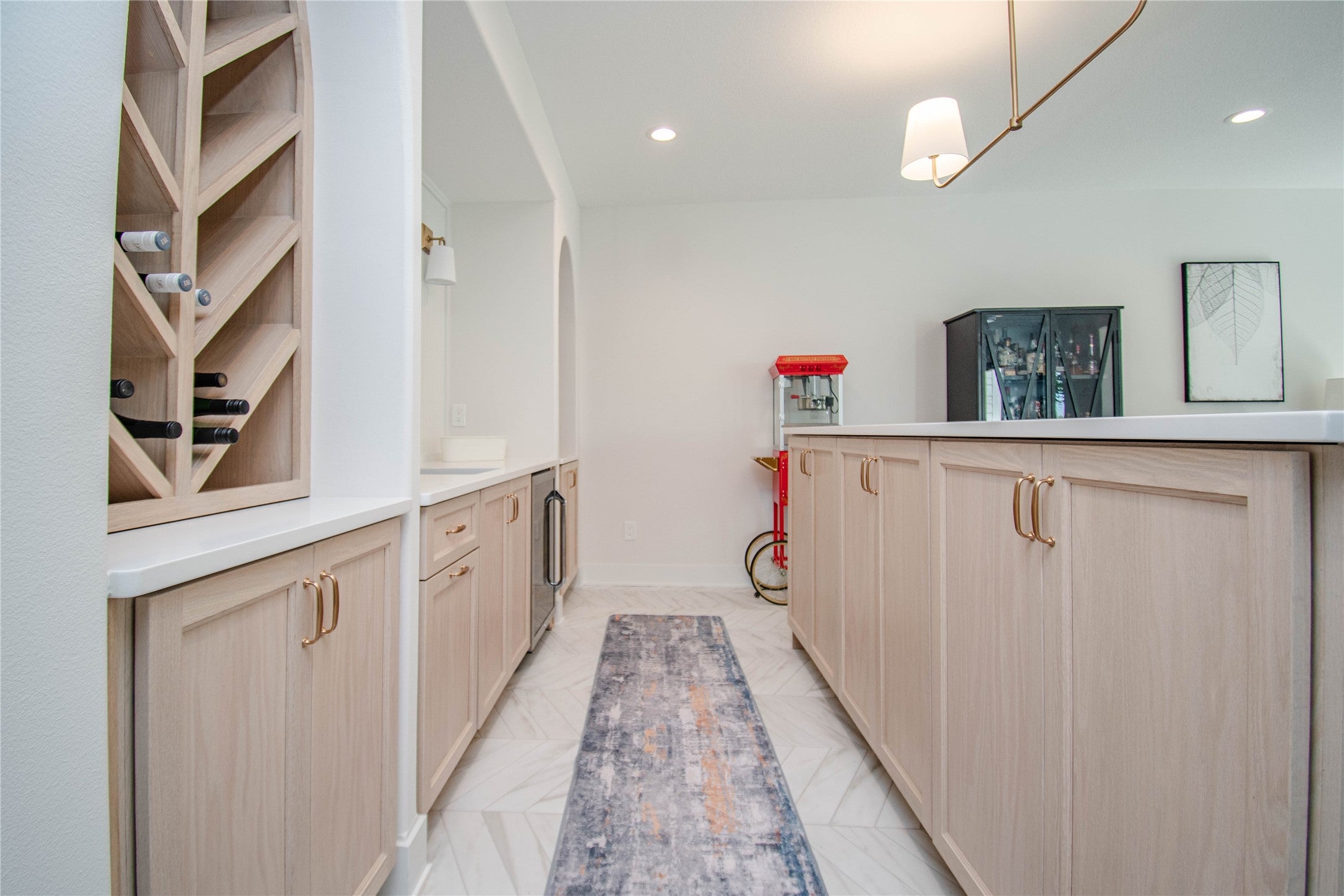 Clive, Iowa, 50325, United States, 4 Bedrooms Bedrooms, ,5 BathroomsBathrooms,Residential,Active,1964297