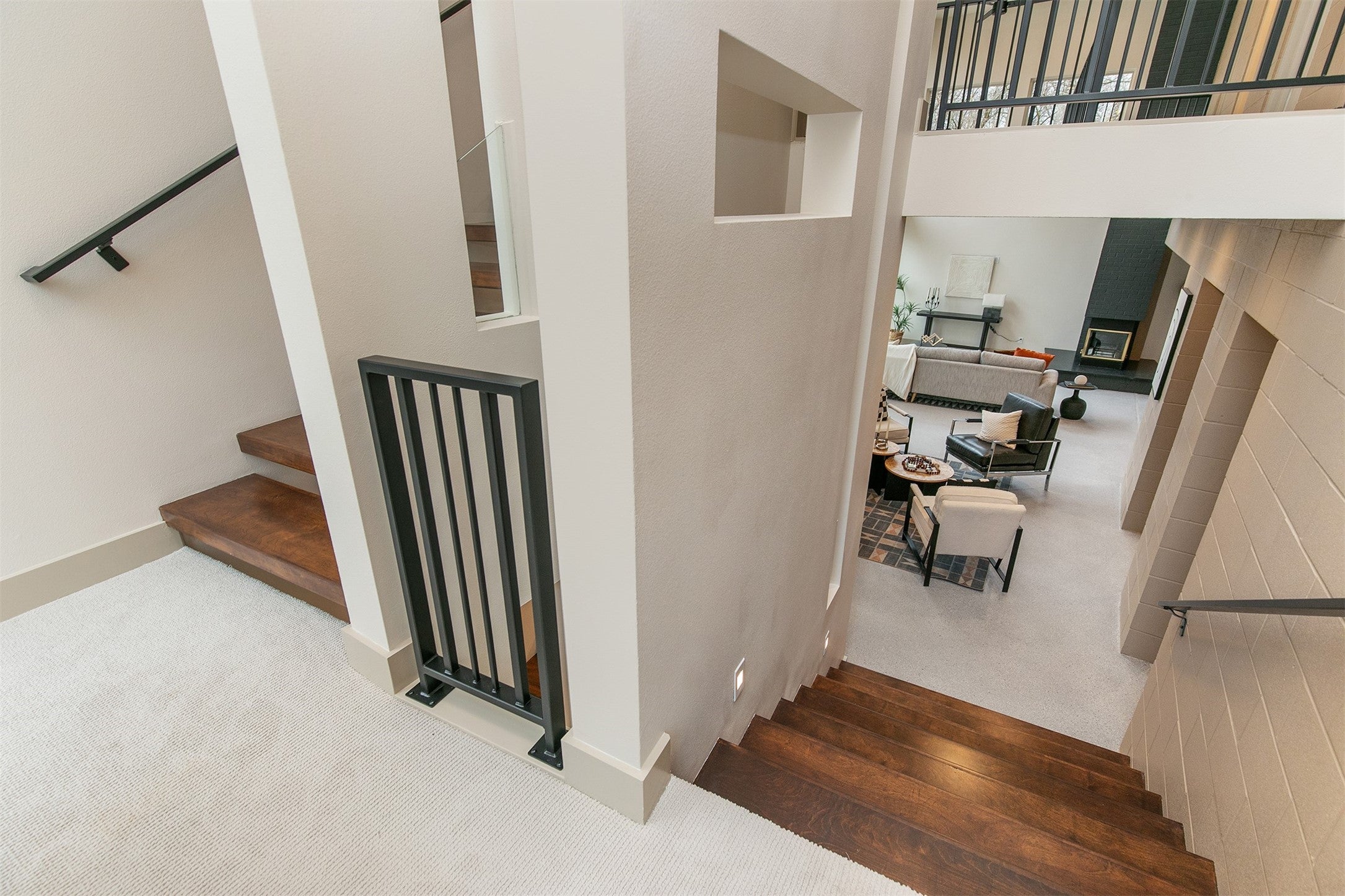 Ankeny, Iowa, 50023, United States, 5 Bedrooms Bedrooms, ,4 BathroomsBathrooms,Residential,Active,1998590