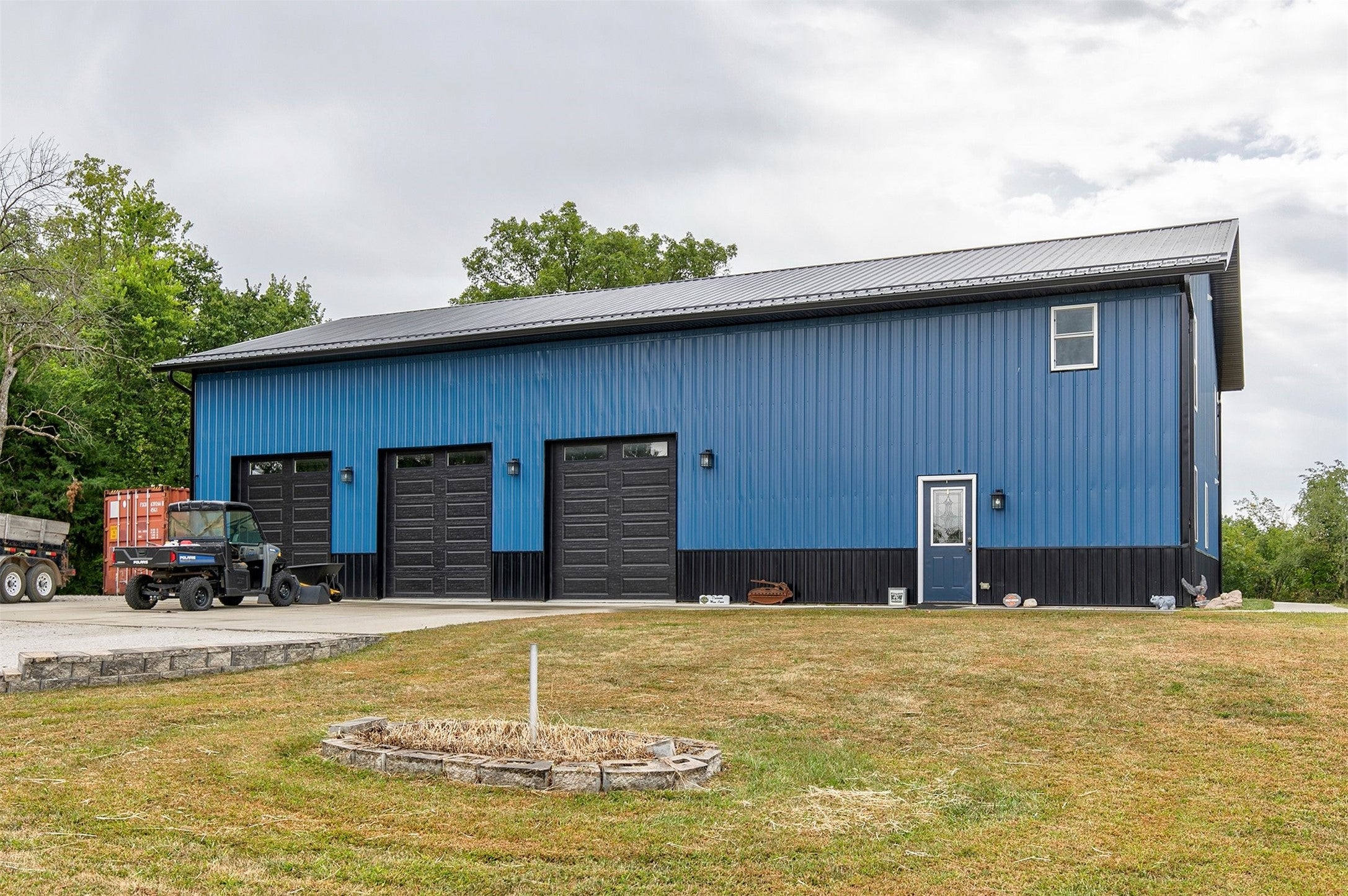 Redfield, Iowa, 50233, United States, 4 Bedrooms Bedrooms, ,3 BathroomsBathrooms,Residential,Active,1993624