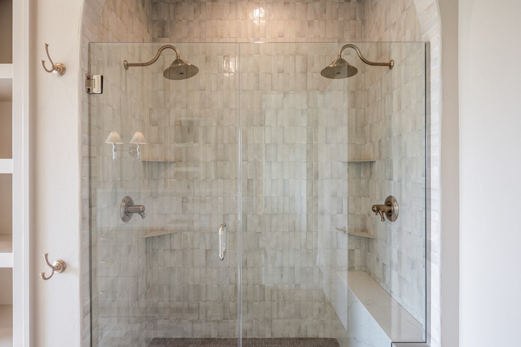 Ankeny, Iowa, 50021, United States, 4 Bedrooms Bedrooms, ,5 BathroomsBathrooms,Residential,Active,1951828