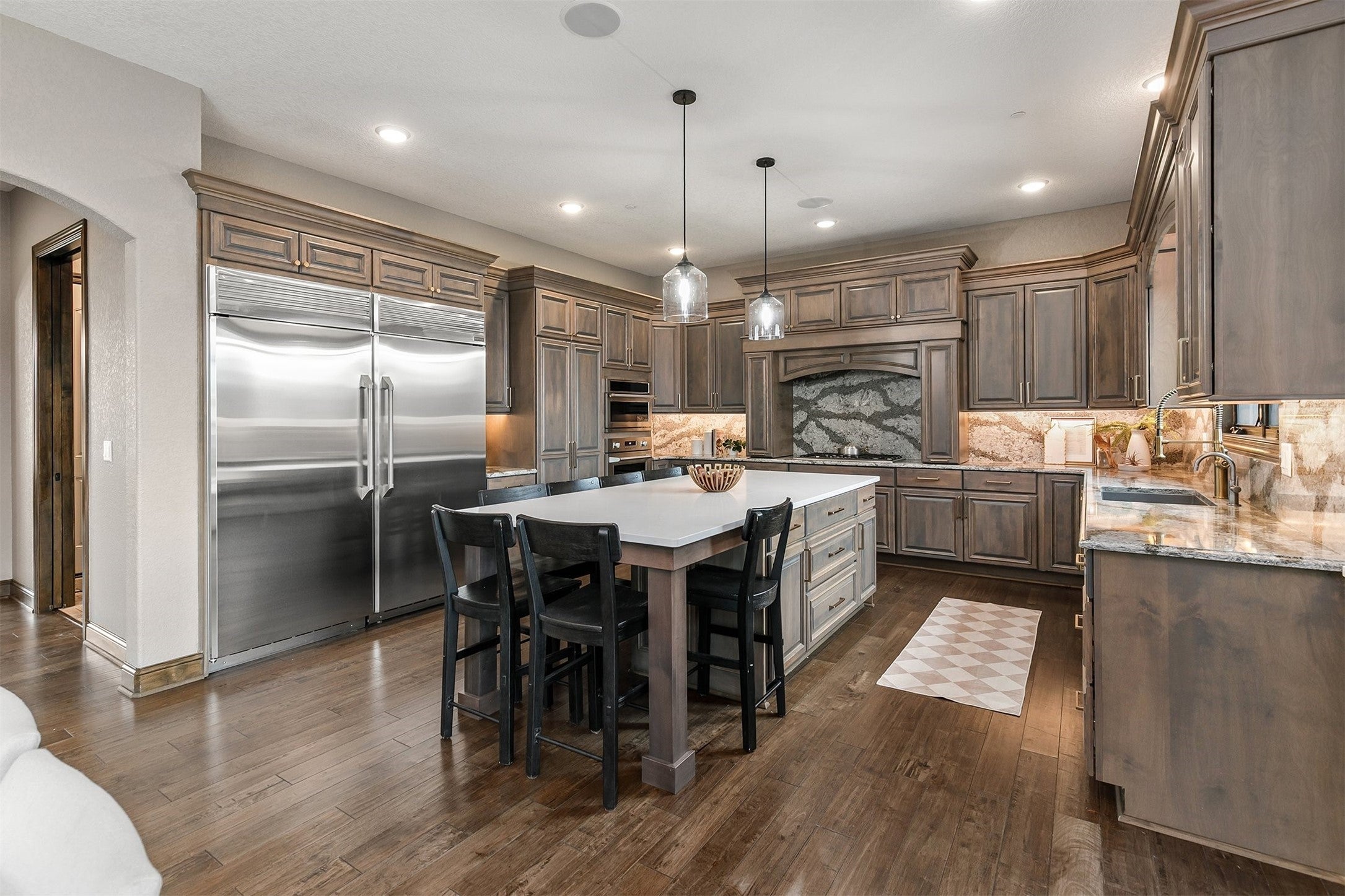 West Des Moines, Iowa, 50266, United States, 6 Bedrooms Bedrooms, ,5 BathroomsBathrooms,Residential,Active,2010205