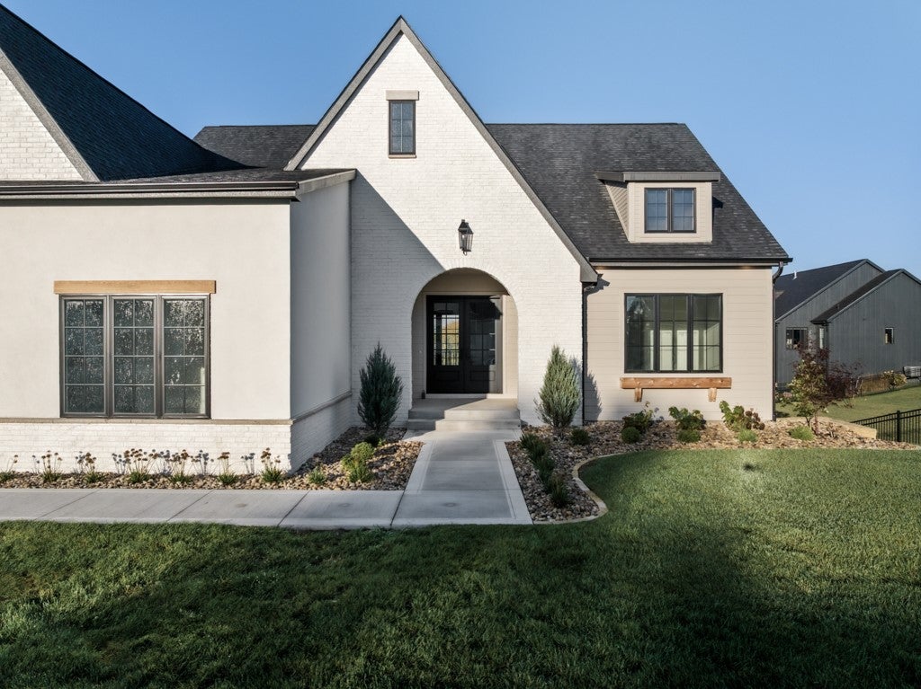 Ankeny, Iowa, 50021, United States, 4 Bedrooms Bedrooms, ,5 BathroomsBathrooms,Residential,Active,1951828