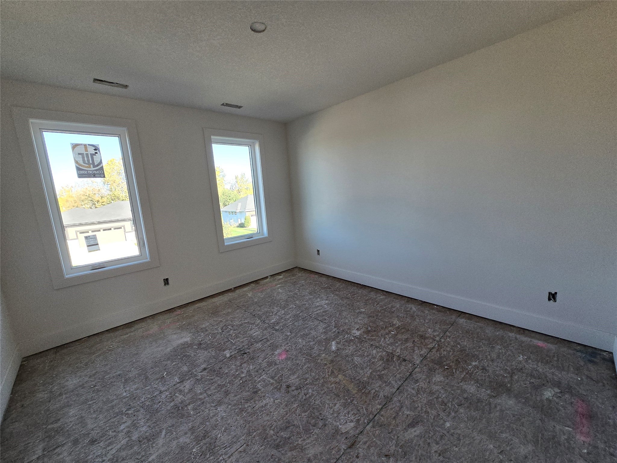 Urbandale, Iowa, 50323, United States, 6 Bedrooms Bedrooms, ,6 BathroomsBathrooms,Residential,Active,1869122