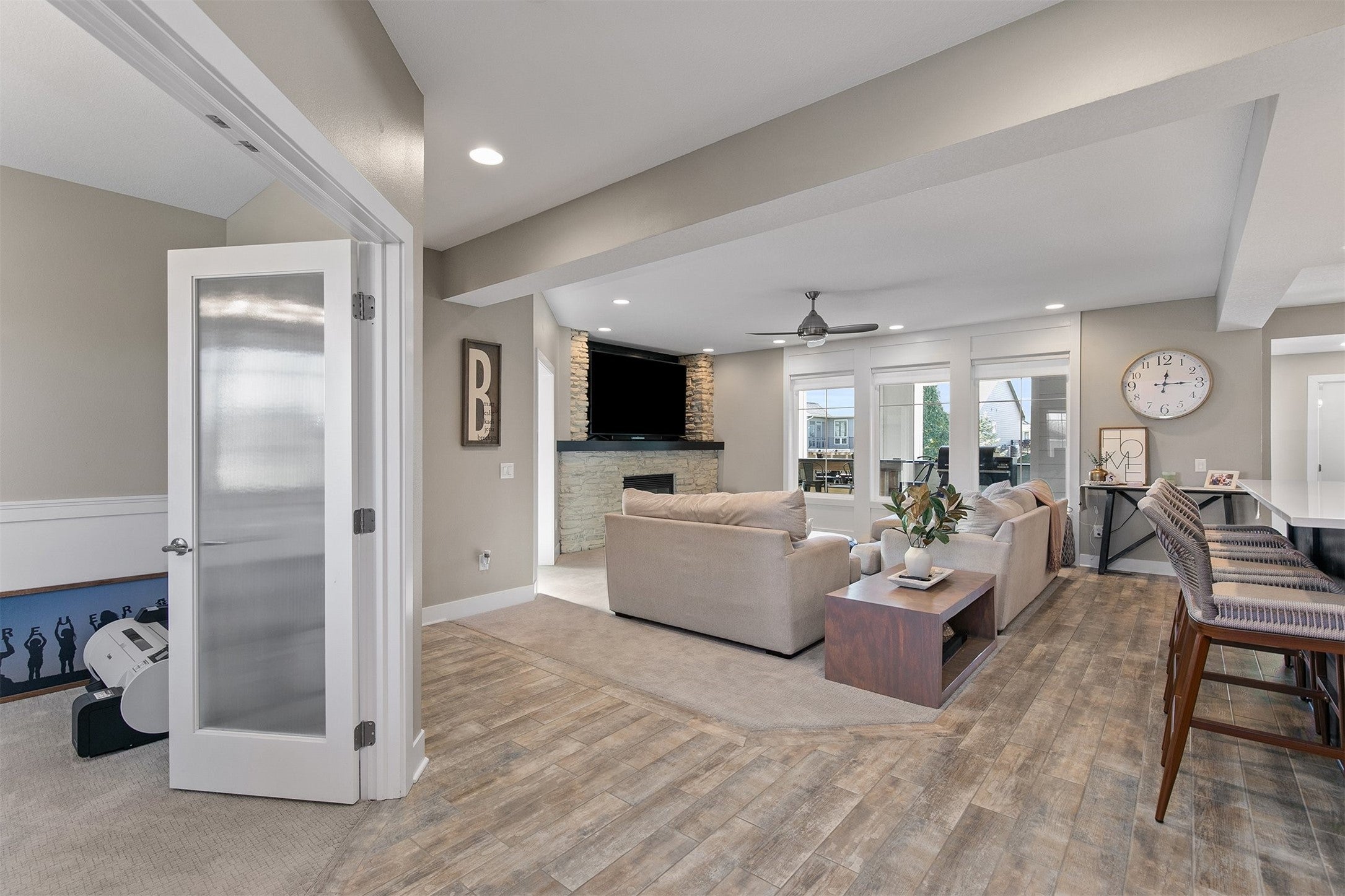 Clive, Iowa, 50325, United States, 5 Bedrooms Bedrooms, ,6 BathroomsBathrooms,Residential,Active,1993639