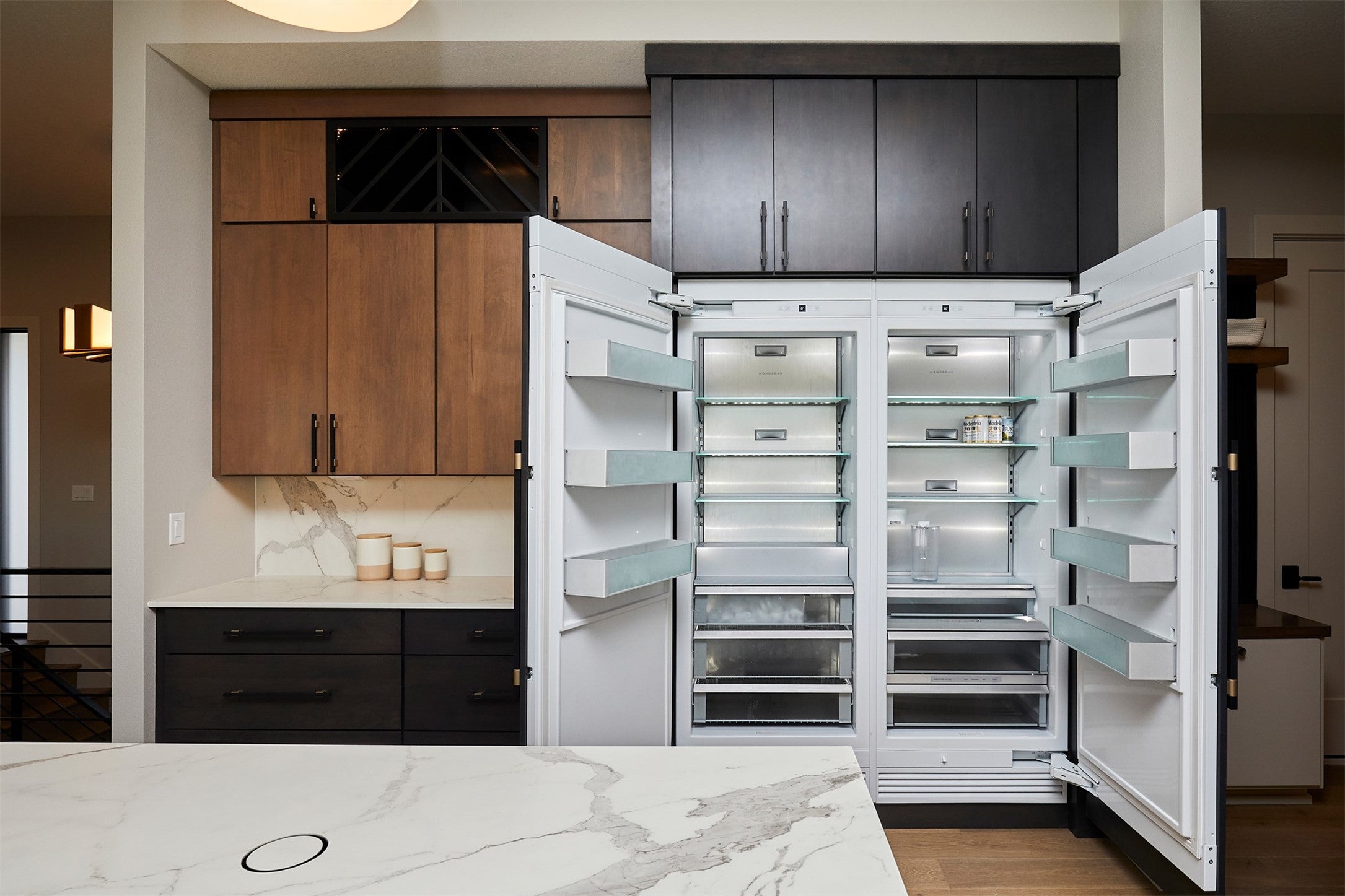 Johnston, Iowa, 50131, United States, 6 Bedrooms Bedrooms, ,3 BathroomsBathrooms,Residential,Active,1943777