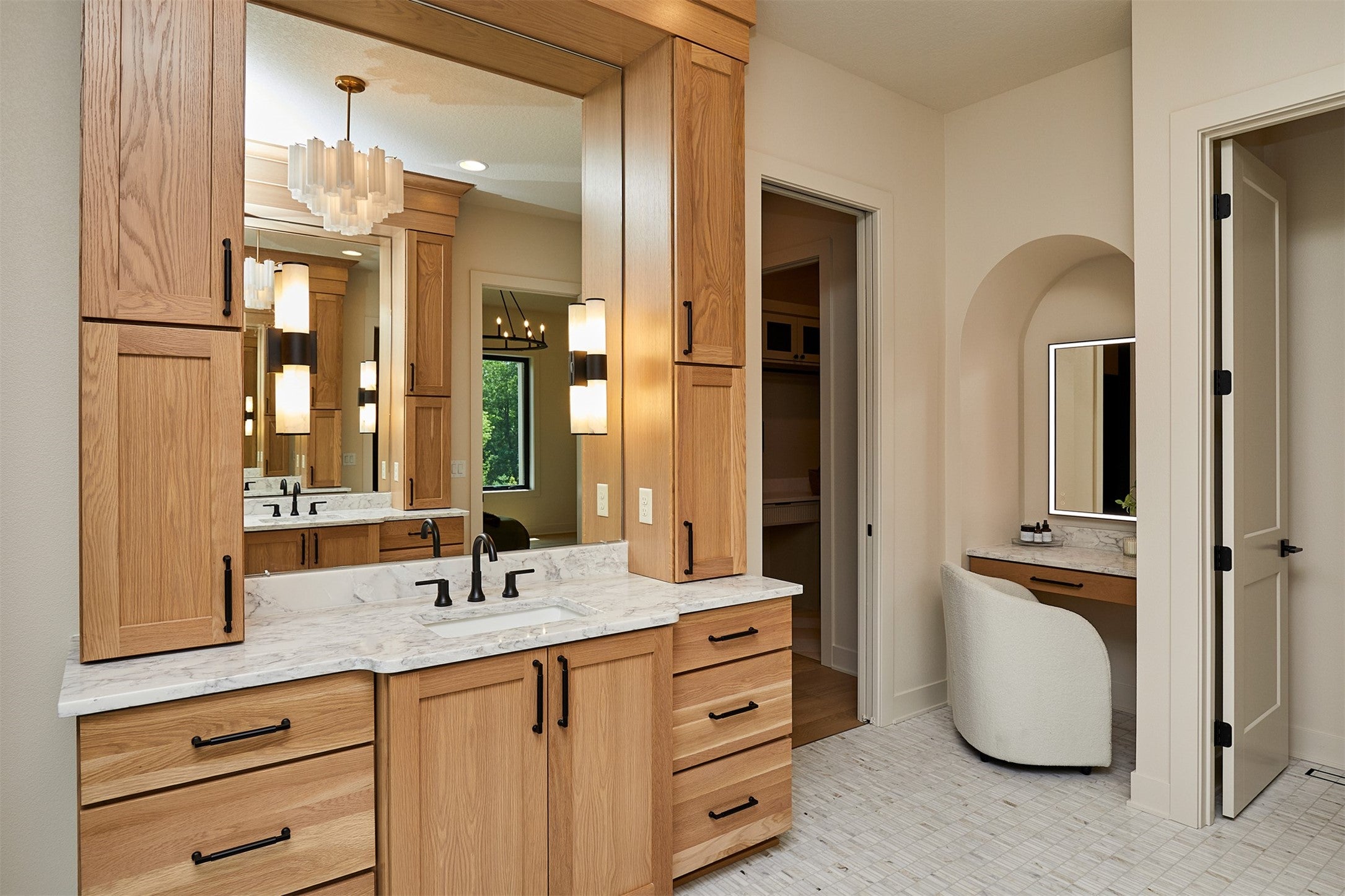 West Des Moines, Iowa, 50266, United States, 4 Bedrooms Bedrooms, ,5 BathroomsBathrooms,Residential,Active,1894164