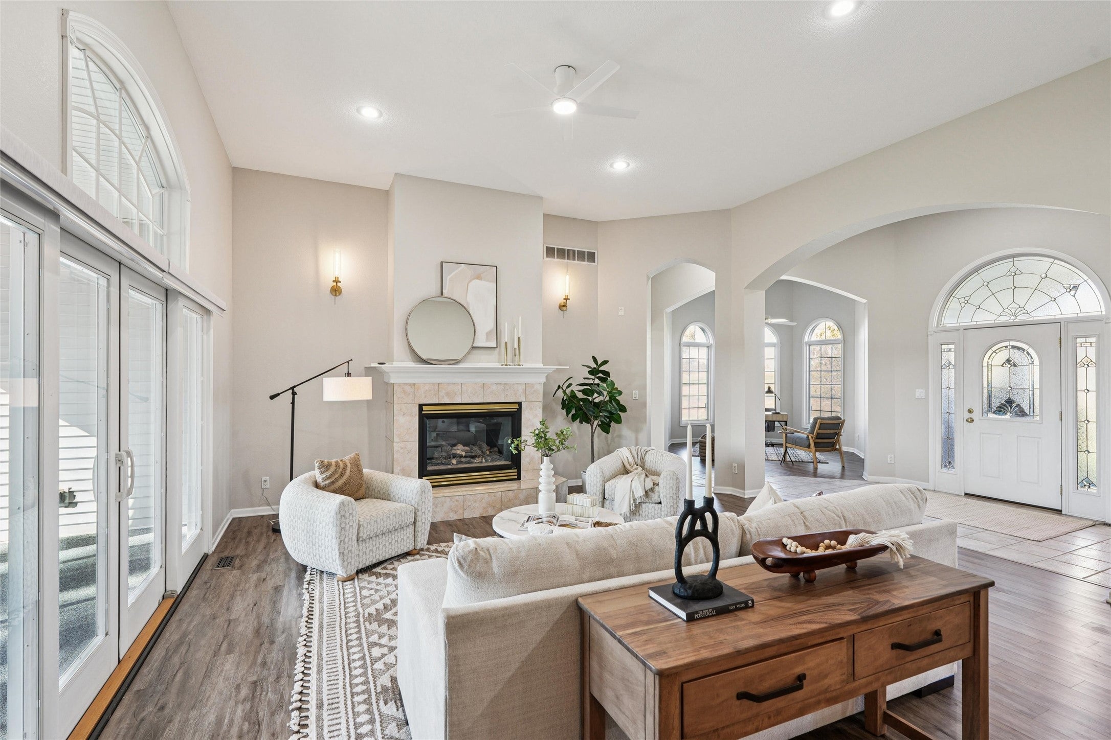 Granger, Iowa, 50109, United States, 3 Bedrooms Bedrooms, ,3 BathroomsBathrooms,Residential,Active,1968368